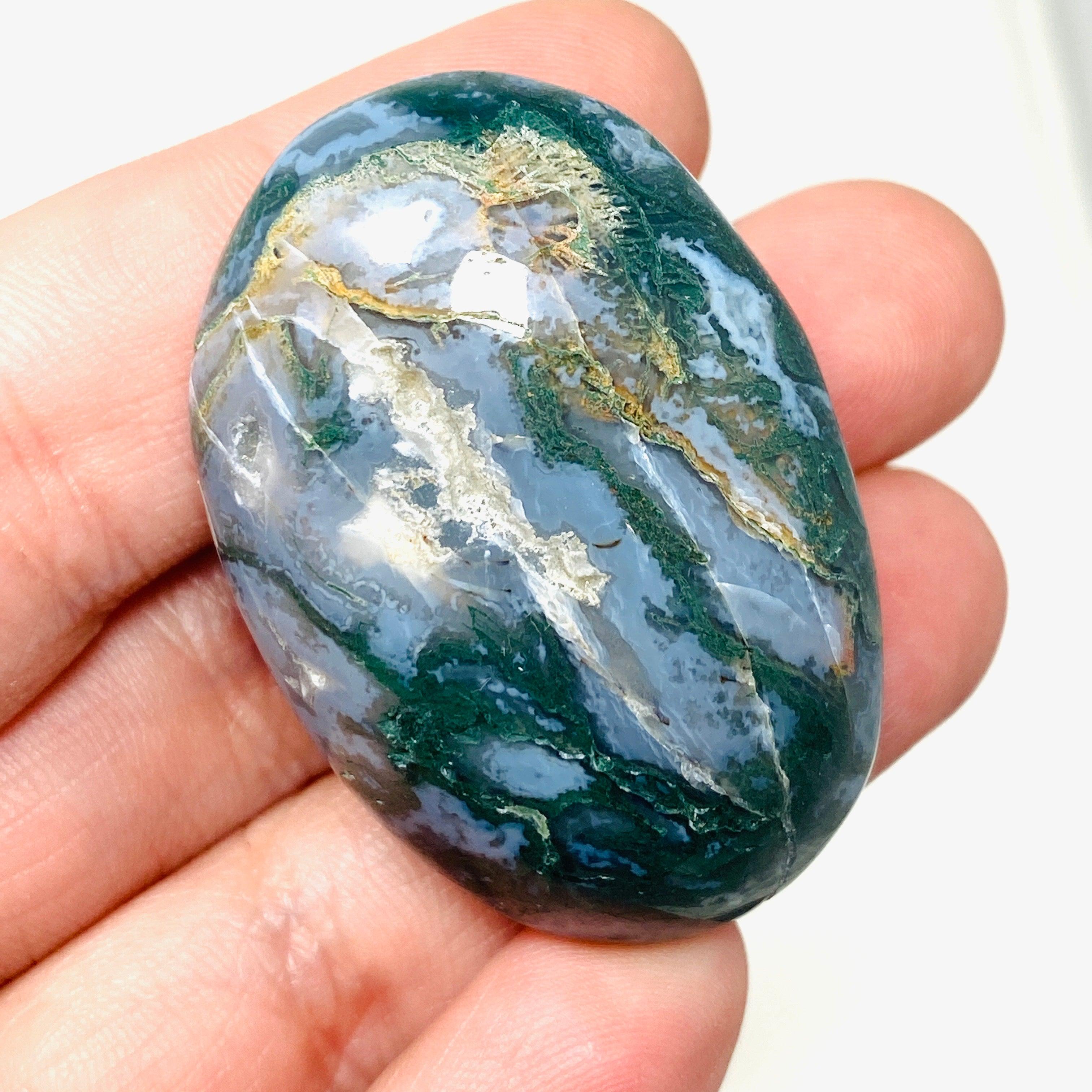 Natural Moss Agate Palm Stone - Healing Crystal for Stress Relief & Meditation - Perfect for Reiki, Yoga & Spiritual Practices