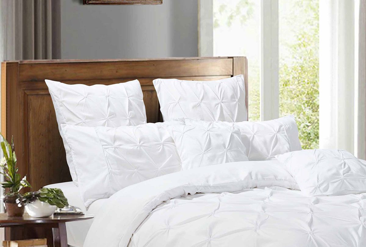 Premium Diamond Pintuck Ultra Soft European Pillowcases (2 Pack) - Luxury 100% Cotton Bedding Set for Master Bedroom & Guest Room - White