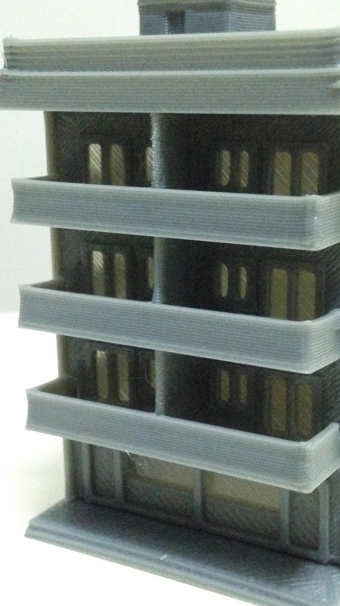 Outland Models Modern City Building 4-Story Apartment - Z Scale 1:220 Miniature Train Set Accessory - Perfect for Model Railway Layouts & Diorama Displays