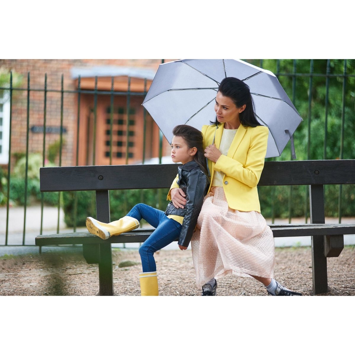 Go Travel Automatic Umbrella - Windproof Compact Travel Umbrella for Men & Women - Perfect for Commuting, Hiking, and Outdoor Adventures
