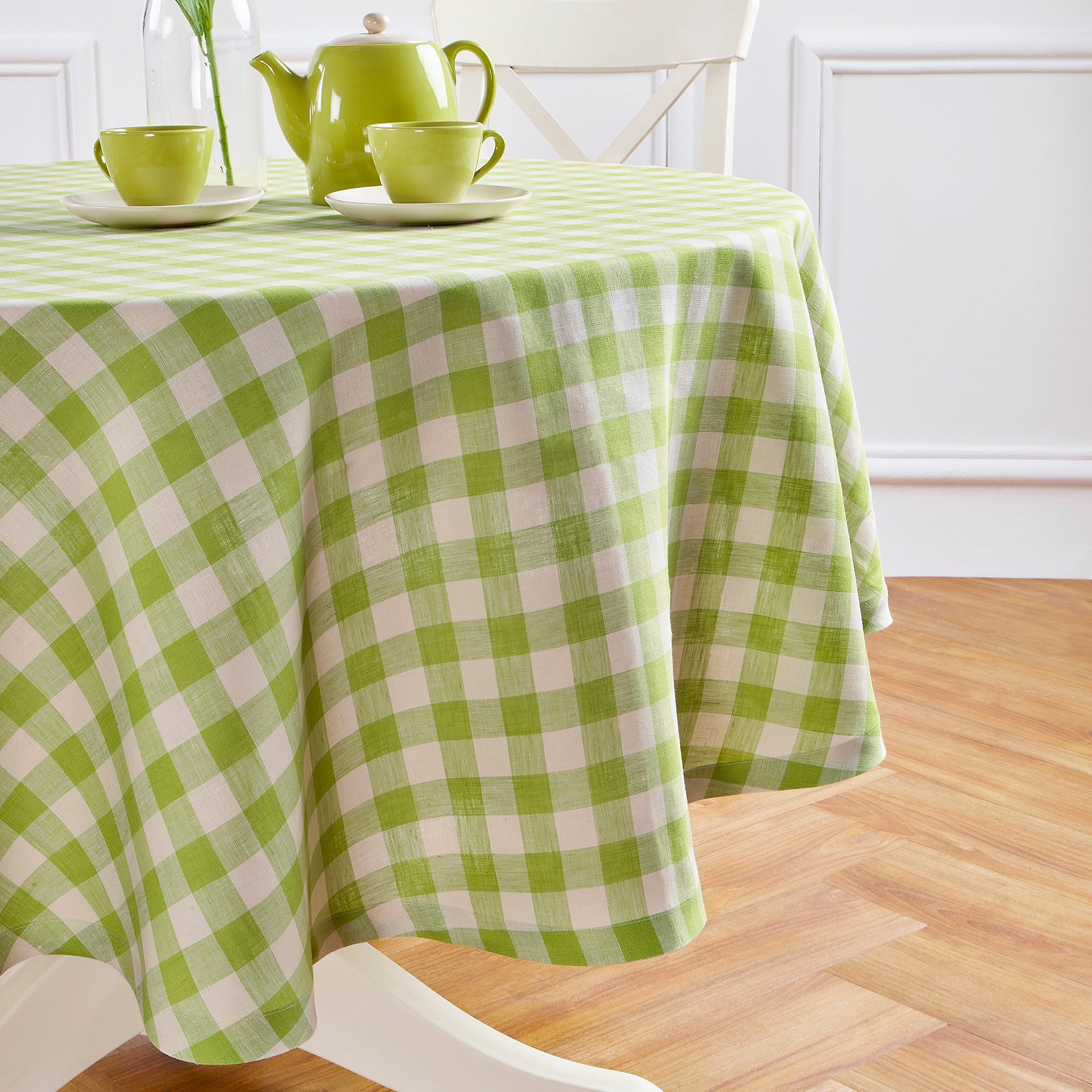 Morgan Check Round Tablecloth - Classic Red and White Plaid Design for Dining & Kitchen Decor | Perfect for Parties, Holidays & Everyday Use