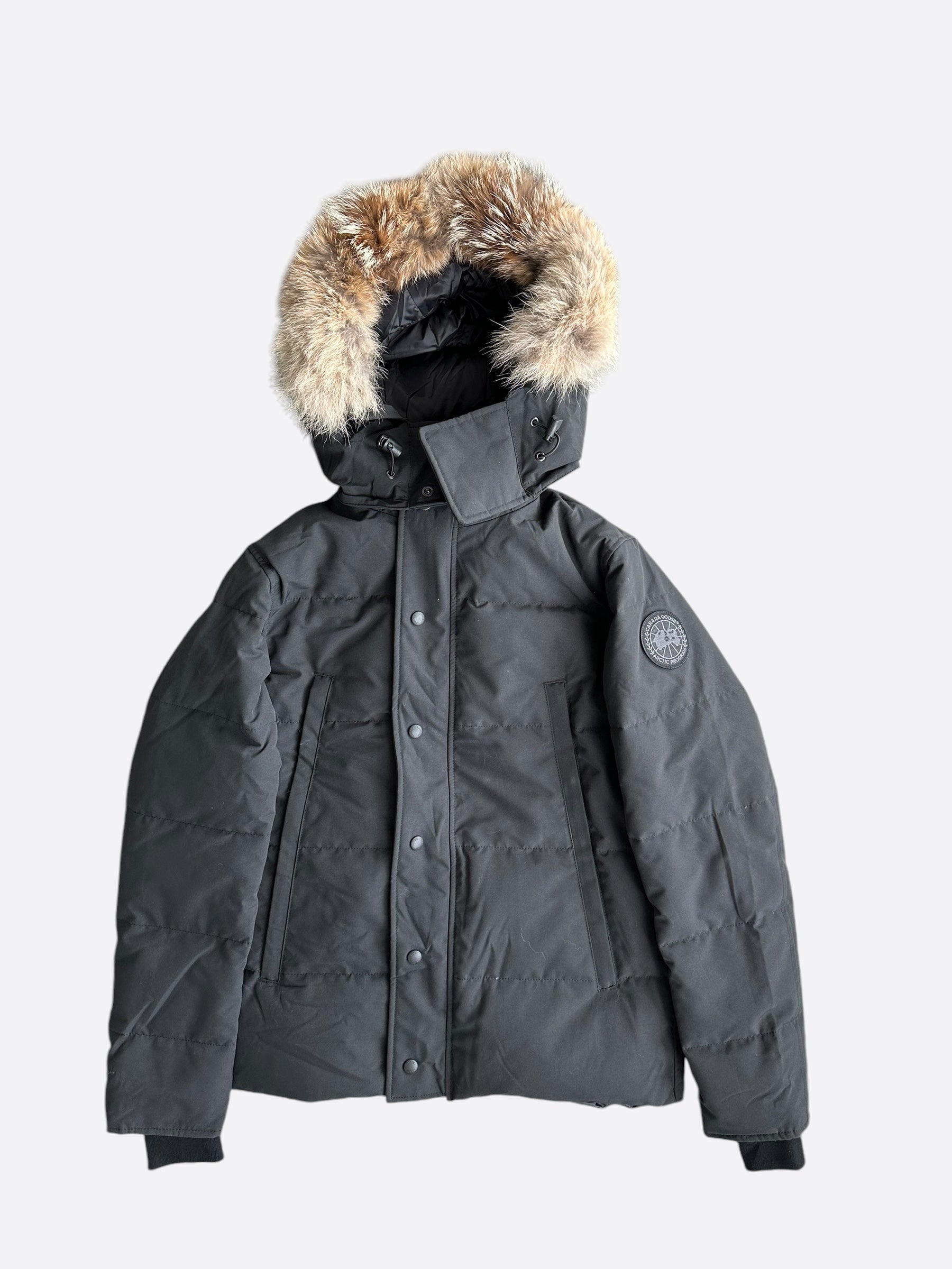 Canada Goose Black Wyndham Black Label Men's Winter Jacket - Premium Waterproof Parka for Extreme Cold Weather - Ideal for Snowboarding, Skiing & Outdoor Adventures