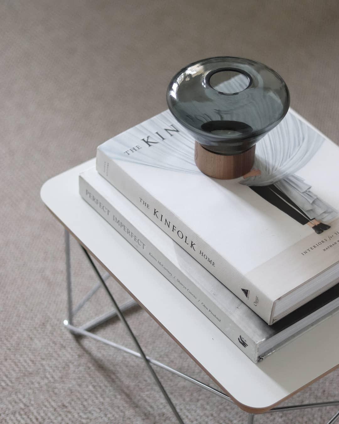 Modern Wood Table Lamp - Stylish Nightstand & Bedside Lighting for Living Room, Bedroom, and Office Decor