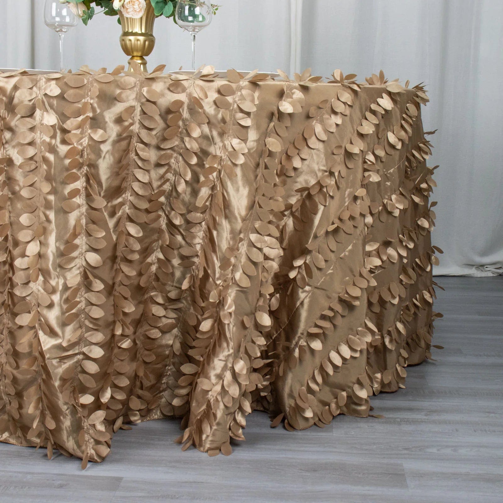 120 Inch Round Taffeta Tablecloth with Elegant Leaf Petal Design - Perfect for Weddings, Banquets, and Formal Dining Events