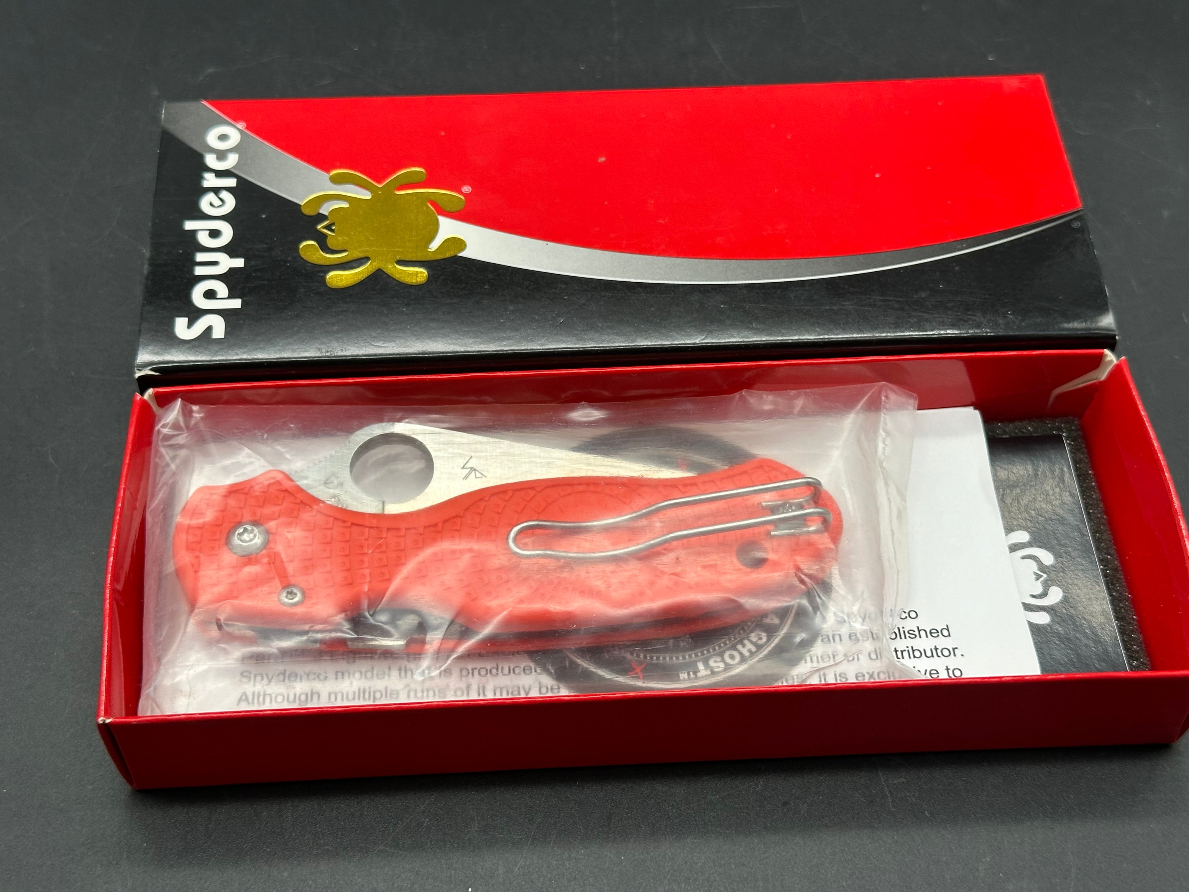 Spyderco Para 3 Lightweight Knife - CTS XHP Satin Blade & Orange FRN Handle - Exclusive Cutlery Shoppe Edition | EDC, Outdoor, Camping, Survival & Everyday Carry Pocket Knife