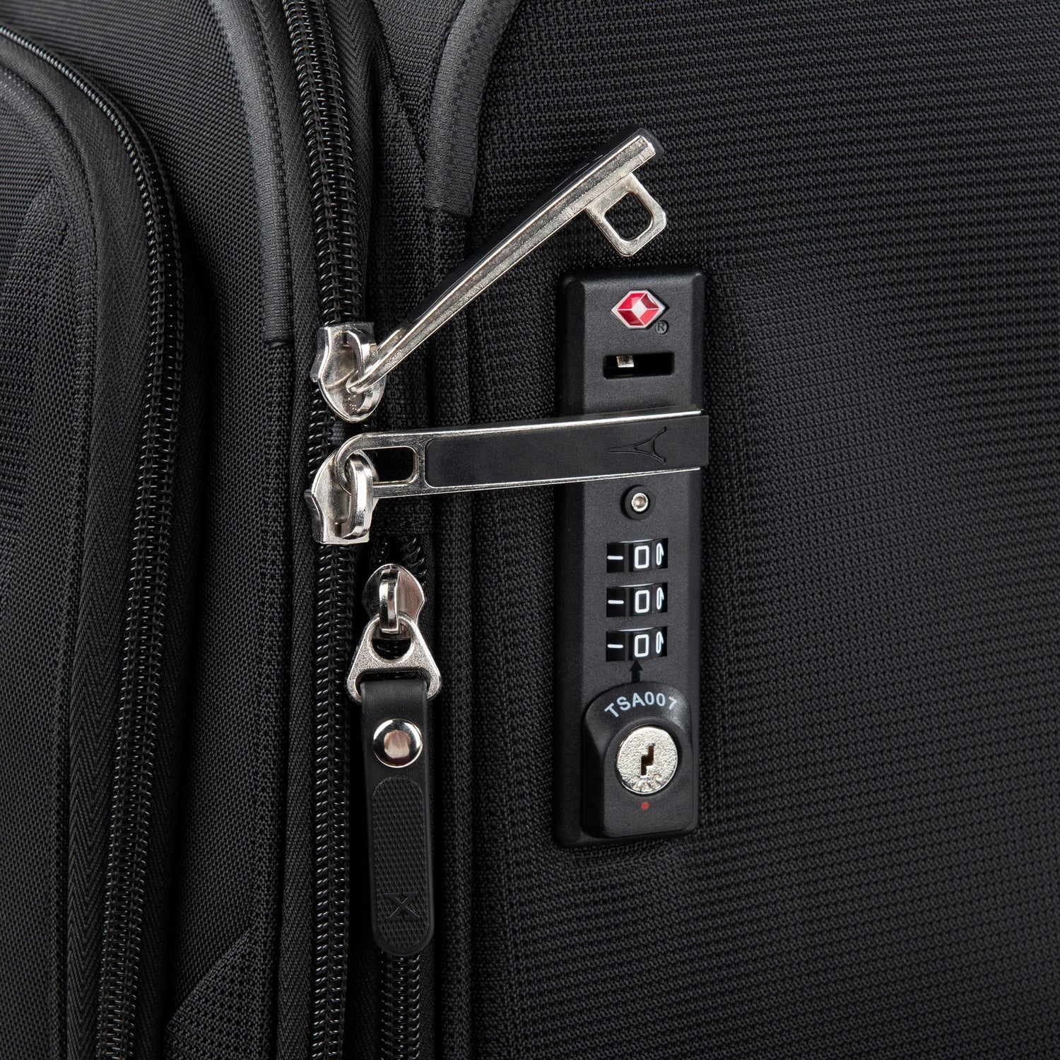 Travelpro Maxlite 5 International Carry On Spinner Luggage - Lightweight Expandable Suitcase for Air Travel, Business Trips & Vacations | 21