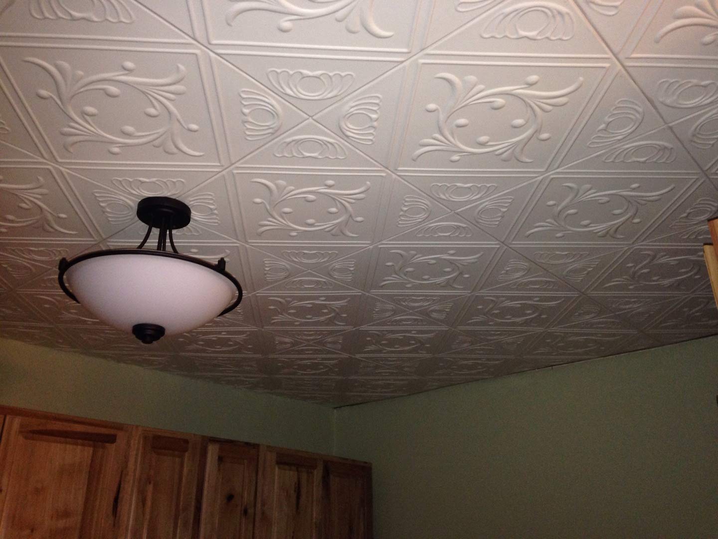 Premium Diamond Wreath Foam Ceiling Tiles - 12