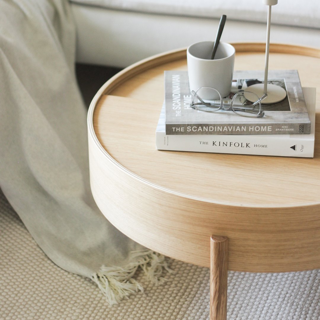 Modern Arc Coffee Table - Mid Century Design Glass Top Living Room Furniture for Small Spaces - Perfect for Apartments, Lounges & Home Decor