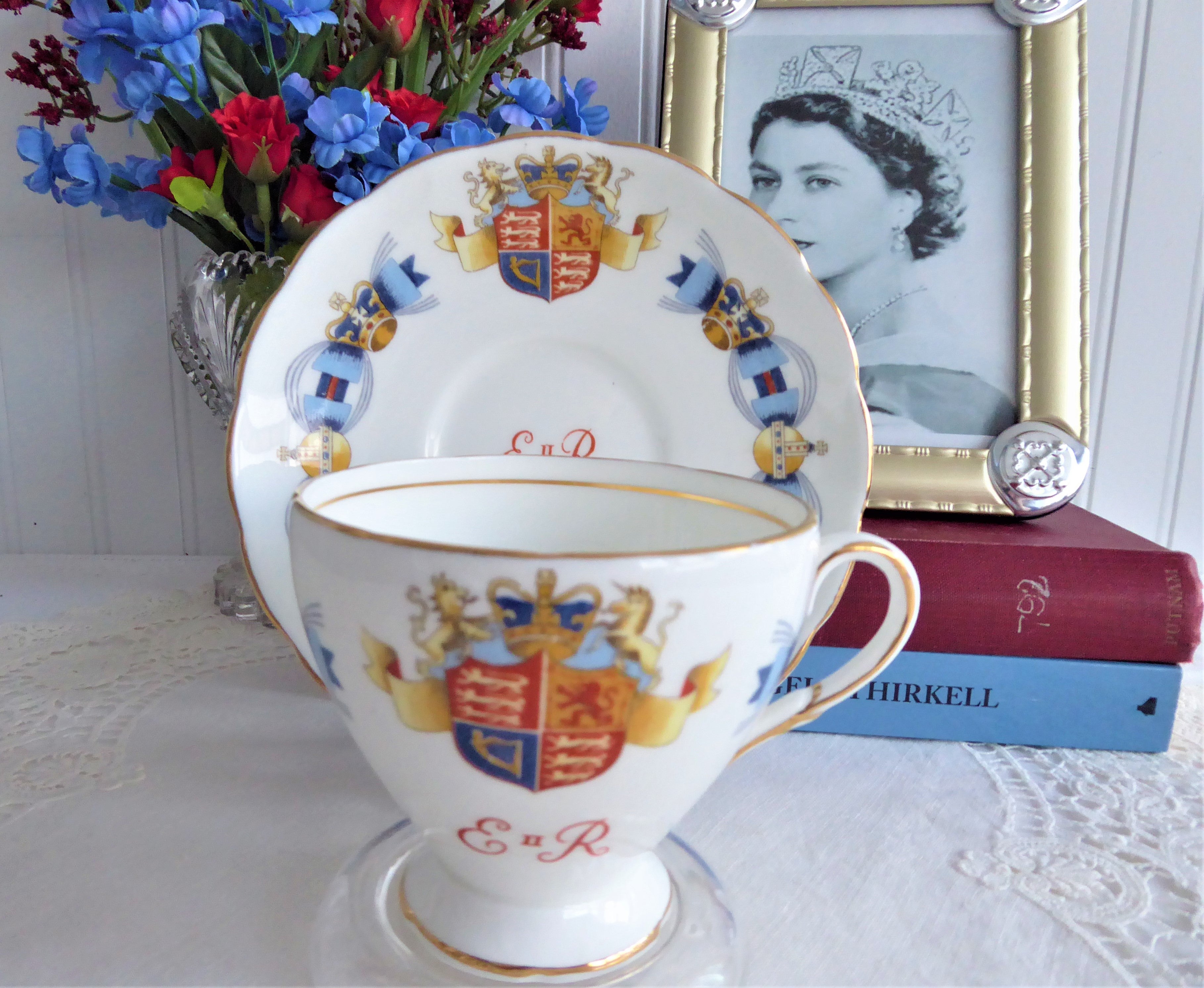 Queen Elizabeth II Coronation Cup and Saucer Set 1953 - English Bone China Tea Set - Perfect for Royal Tea Parties, Collectibles & British History Enthusiasts