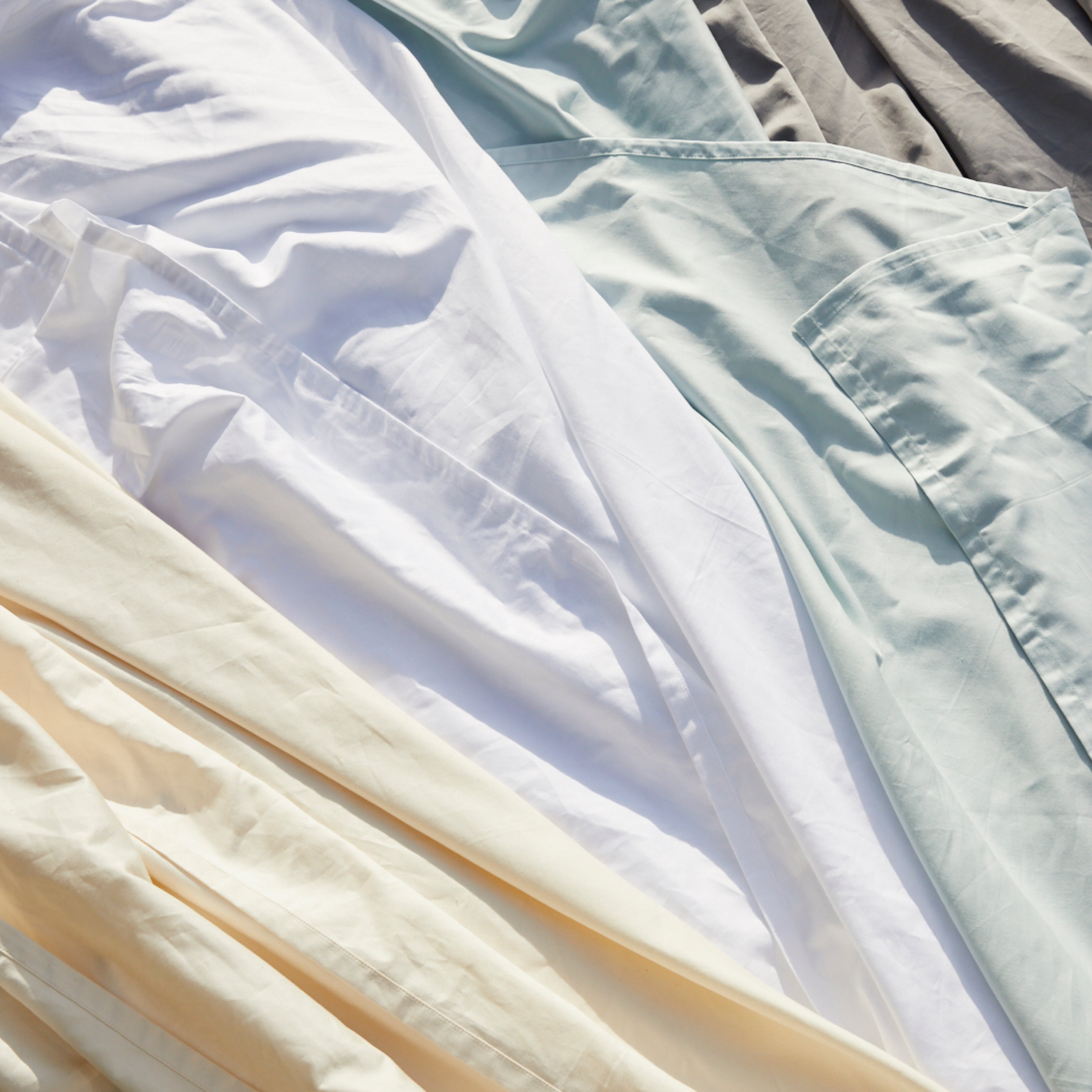 Organic Cotton Pillowcase Set - 2 Pack Hypoallergenic & Breathable Bedding for Side Sleepers - Perfect for Sensitive Skin & Hot Sleepers - Home & Hotel Use