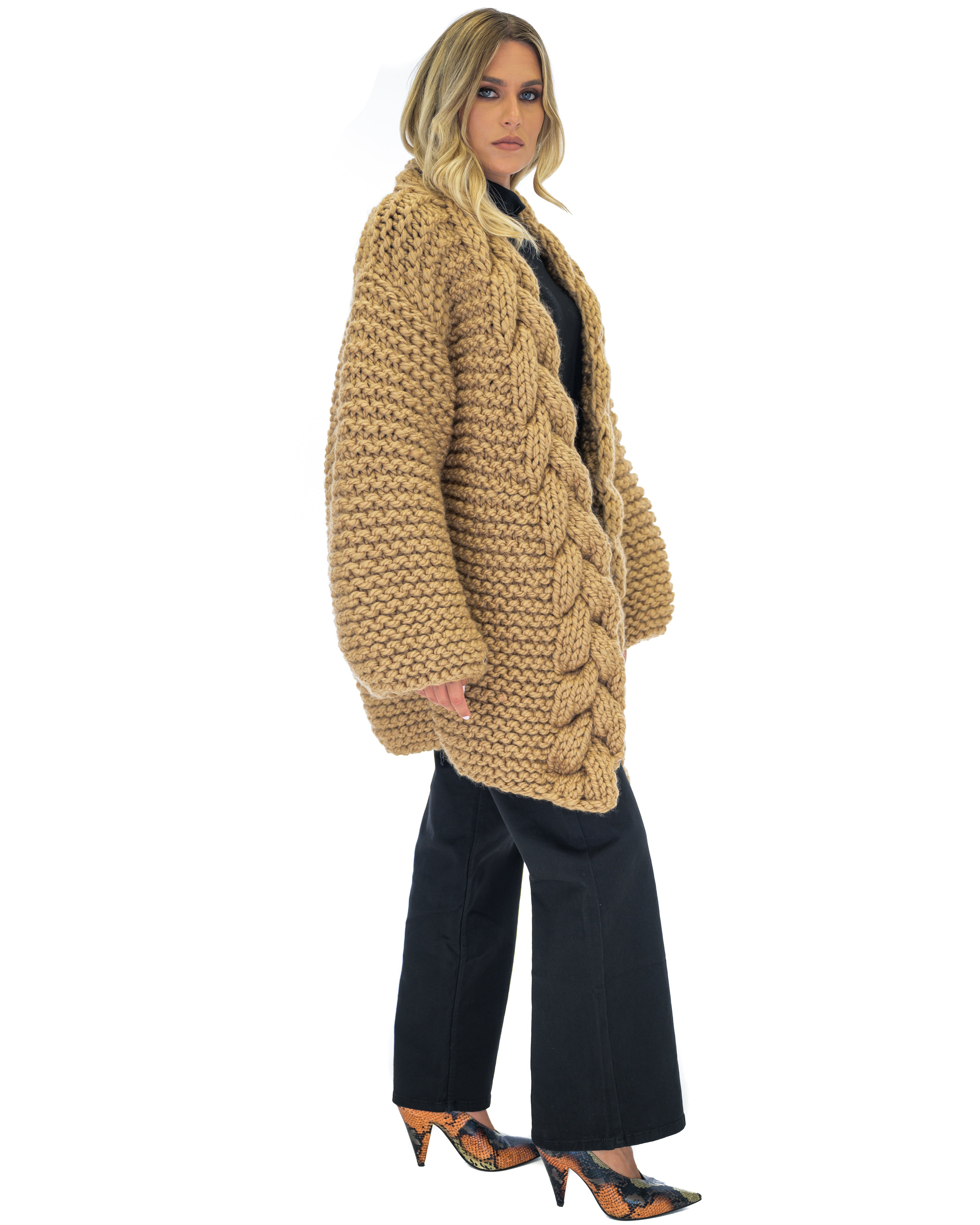 Women's Cable Knit Coat - Soft Wool Winter Jacket for Ladies - Perfect for Cold Weather, Office Wear & Casual Outfits