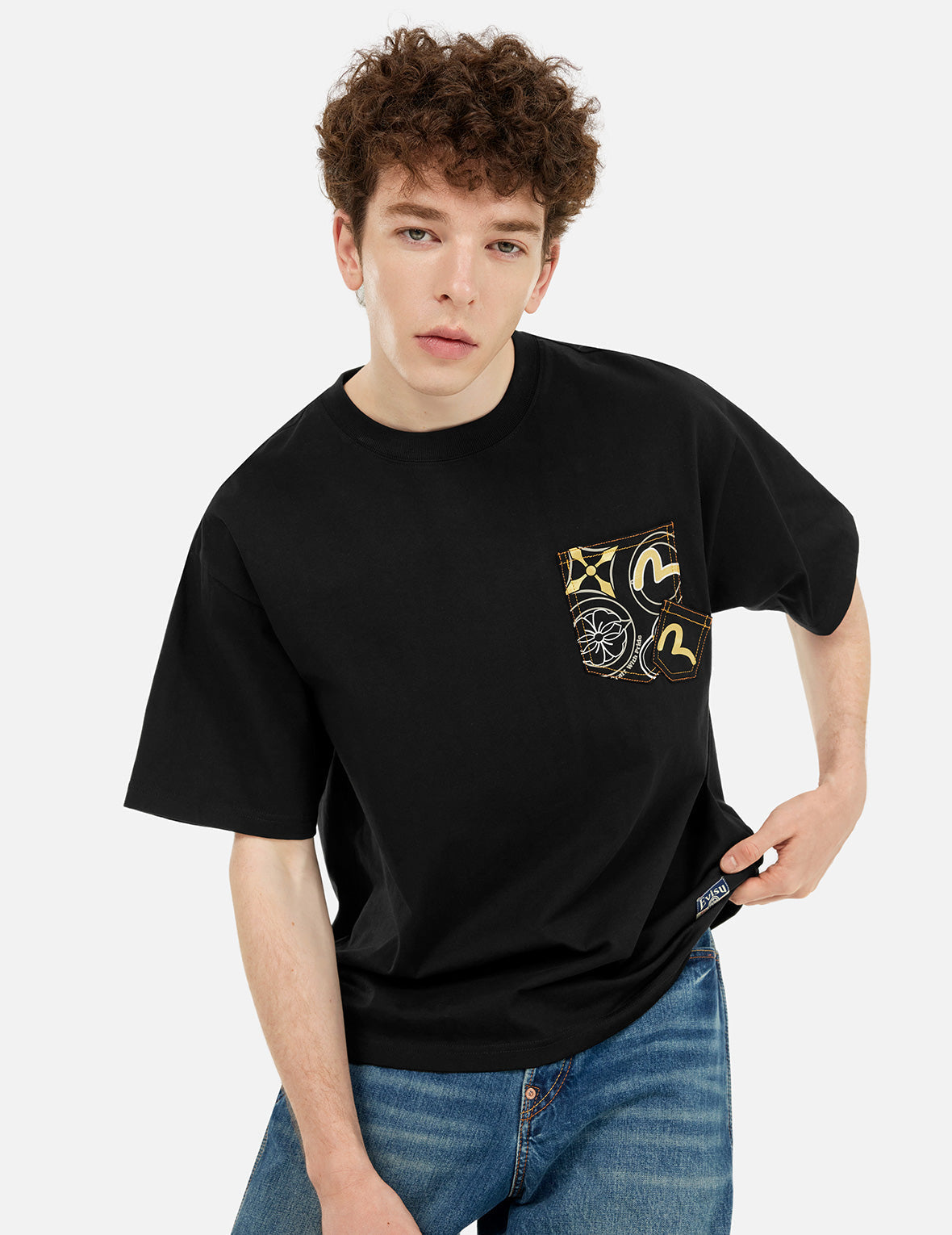 Stylish Multi-Pocket Loose Fit Graphic T-Shirt for Men & Women - Casual Streetwear, Outdoor Activities & Everyday Comfort