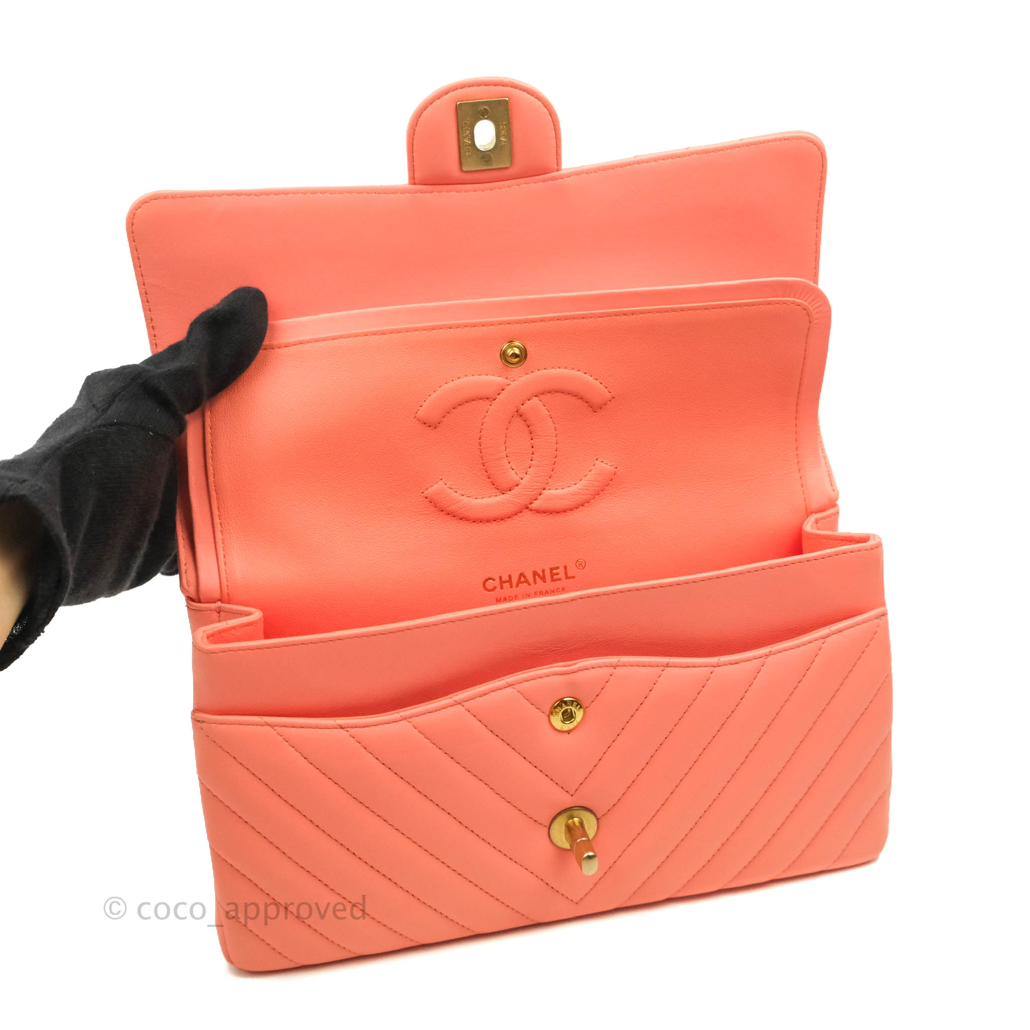 Chanel Classic M/L Medium Chevron Double Flap Bag in Coral Pink Lambskin with Aged Gold Hardware - Luxury Shoulder Bag for Women, Perfect for Parties, Weddings & Special Occasions