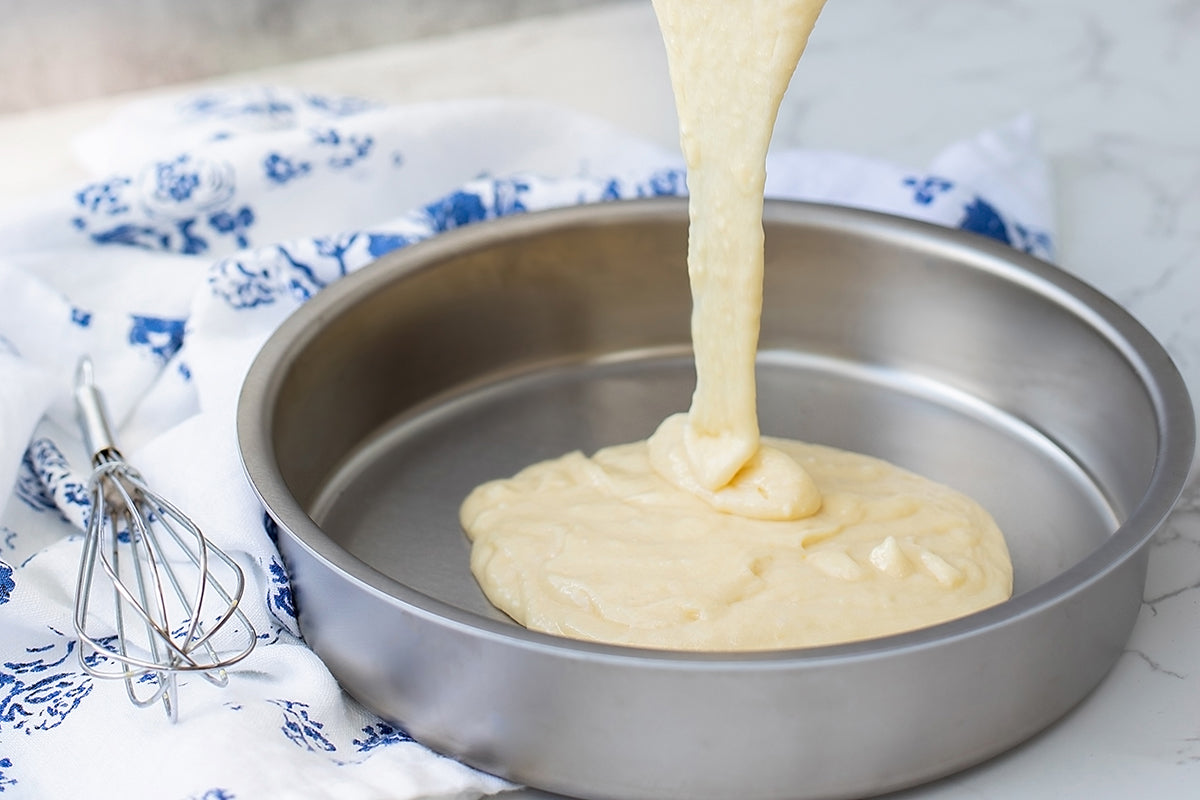 9 Inch Round Cake Pan Non-Stick Baking Pan - Perfect for Baking Cakes, Pies, and Desserts at Home or Professional Kitchens