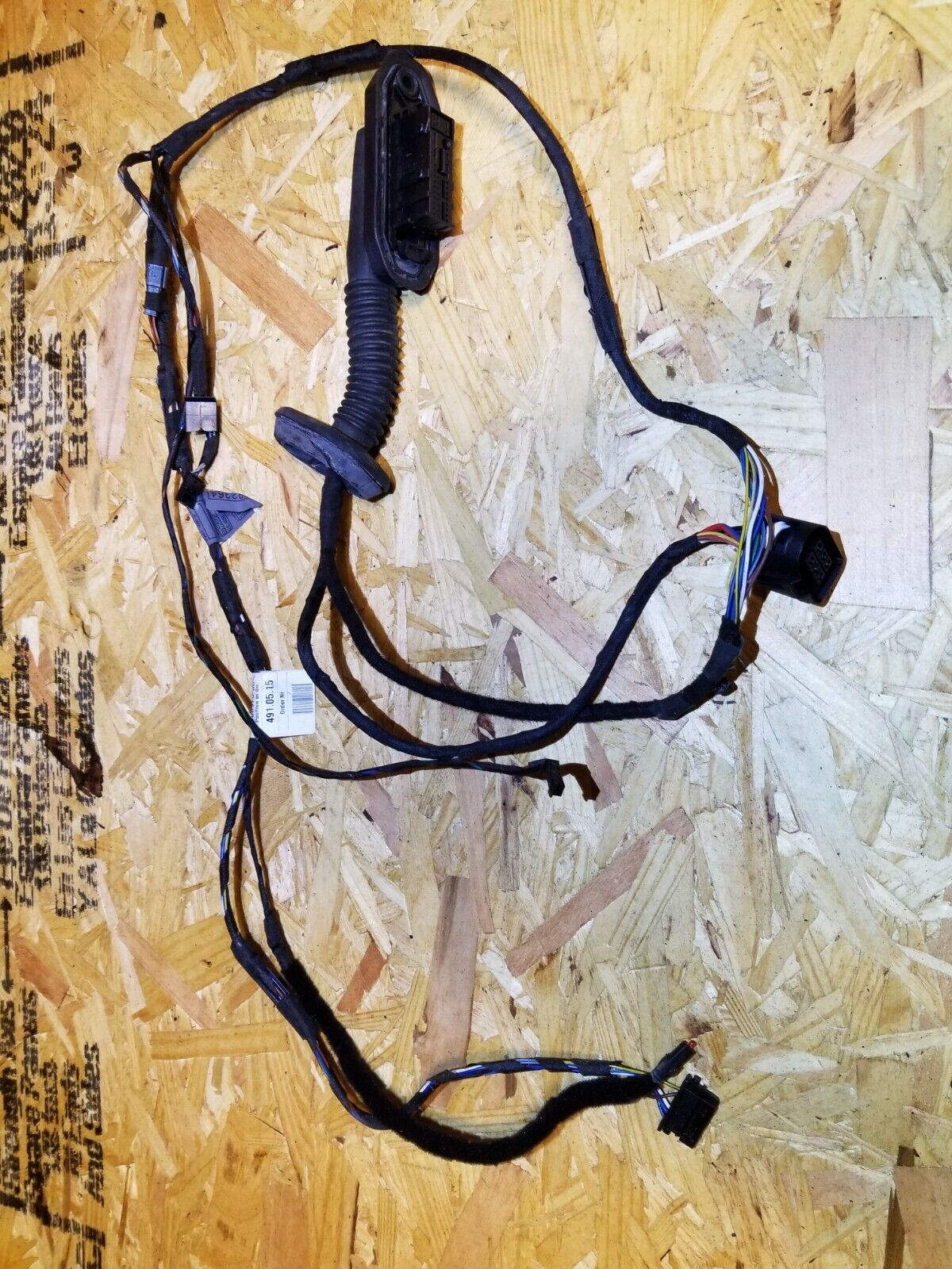04-07 BMW 530xi E60 Left Driver Side Rear Door Wire Harness - OEM Replacement Part for Car Electrical System Repair | Perfect for DIY Auto Maintenance & Vehicle Restoration Projects