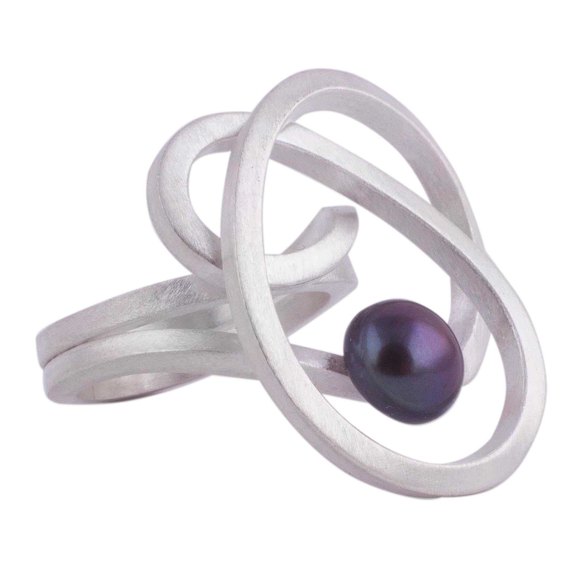 NOVICA Handmade .925 Sterling Silver Cultured Freshwater Pearl Cocktail Ring - Abstract Grey Black Peruvian Jewelry, Modern Birthstone Gift for Women, Perfect for Evening Parties & Special Occasions