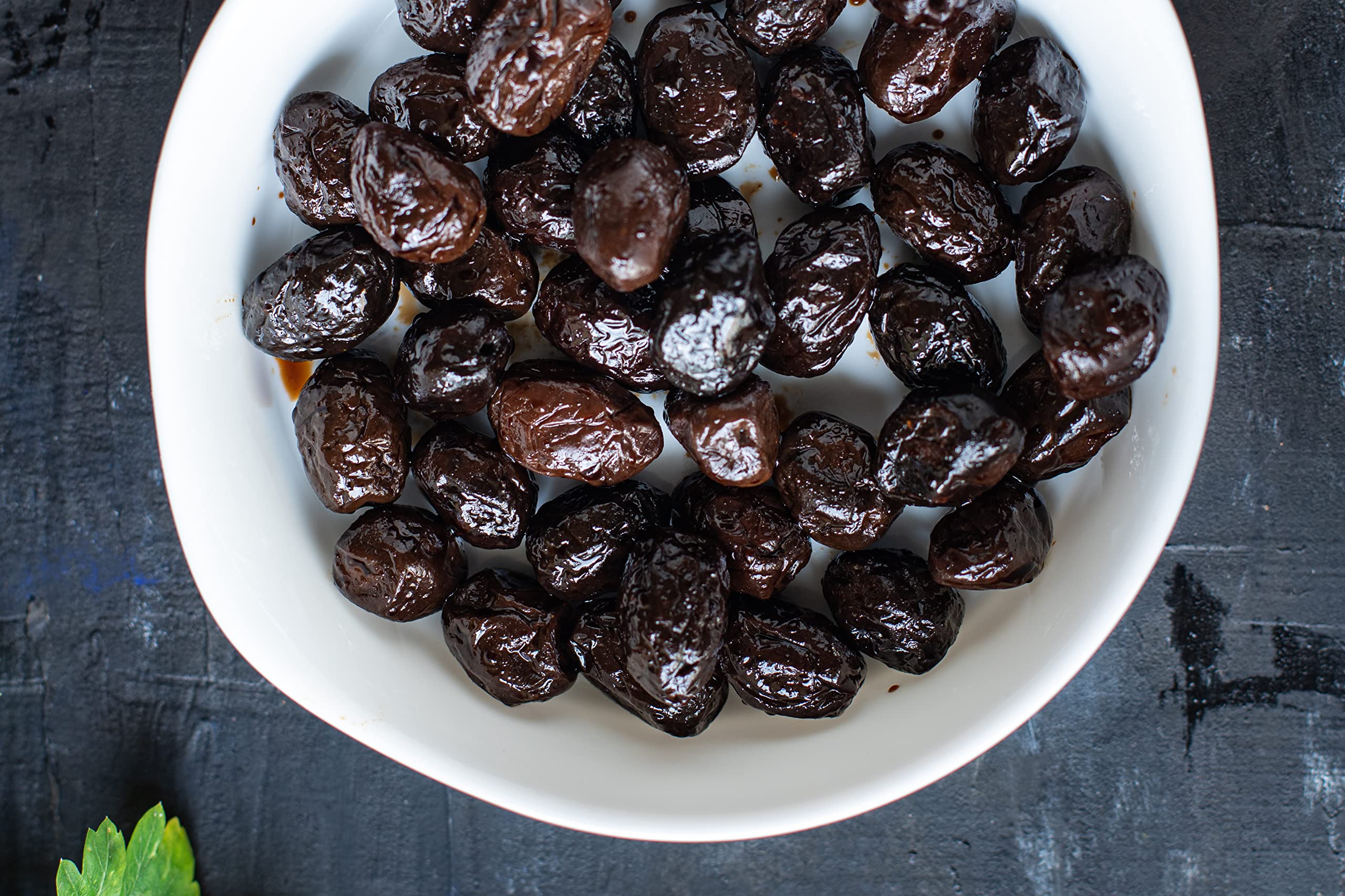 Premium Turkish Black Olives - Marmarabirlik Exclusive Naturally Dried Olives, 800g | Gourmet Snack, Salad Topping & Mediterranean Cooking Ingredient