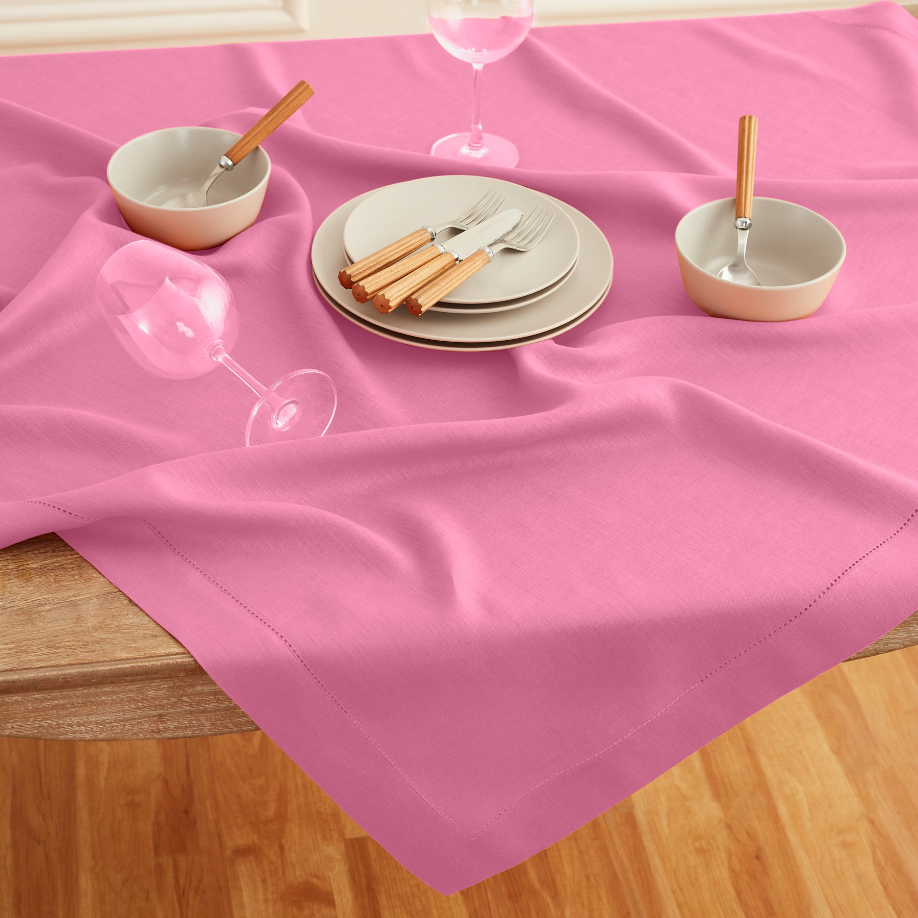 Classic Hemstitch Table Throw - Elegant Linen Table Runner for Dining Room Decor, Wedding & Holiday Table Settings