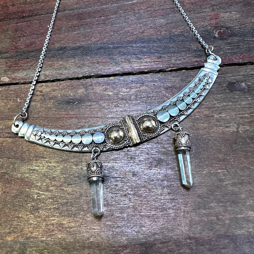 Vintage Sterling Silver Gold & Quartz Point Necklace - Elegant Gemstone Jewelry for Women, Perfect for Parties, Weddings & Everyday Wear