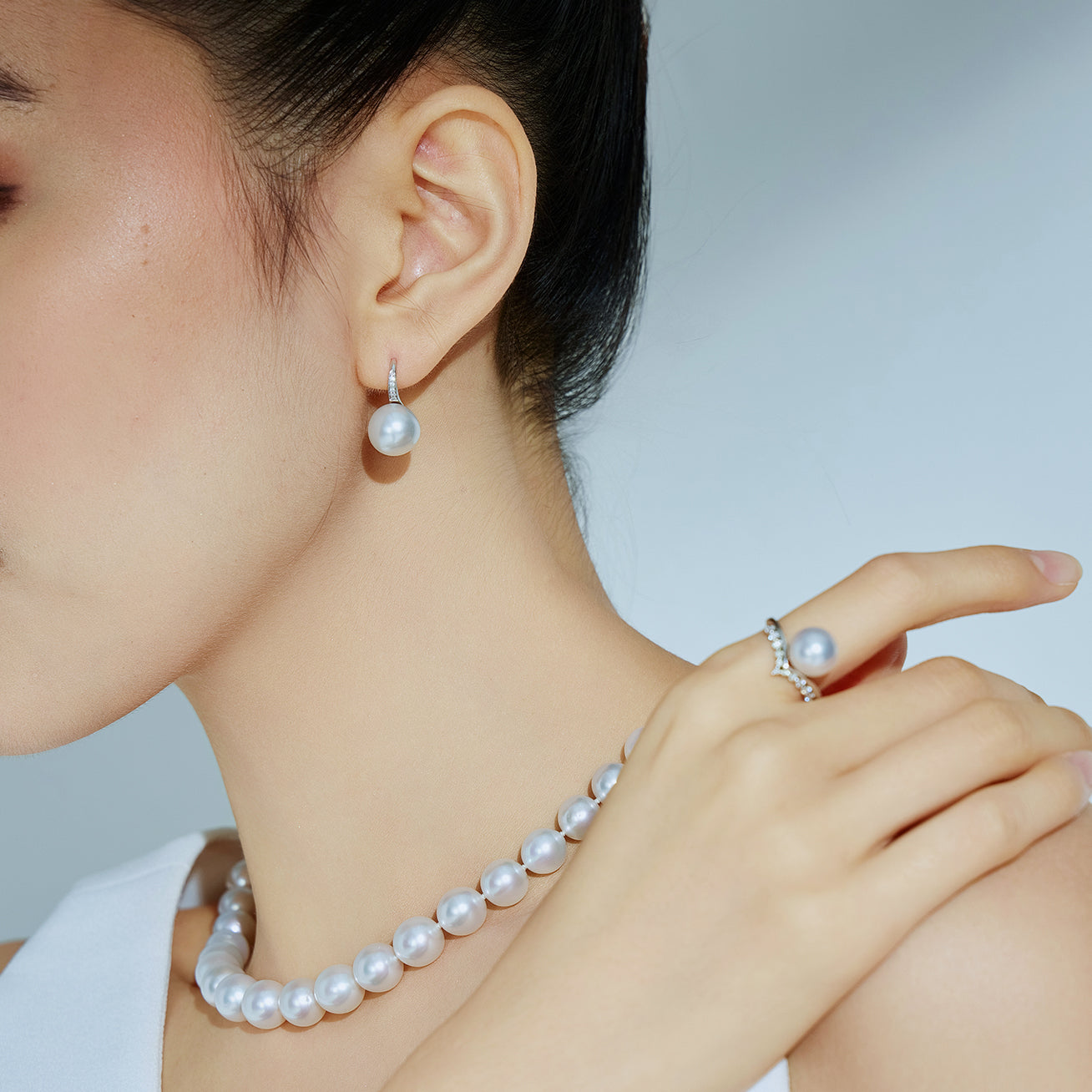 18K Solid Gold Diamond Australian White South Sea Pearl Earrings KE00200 - Luxury Pearl Jewelry for Women, Elegant Gift for Wedding, Anniversary & Special Occasions