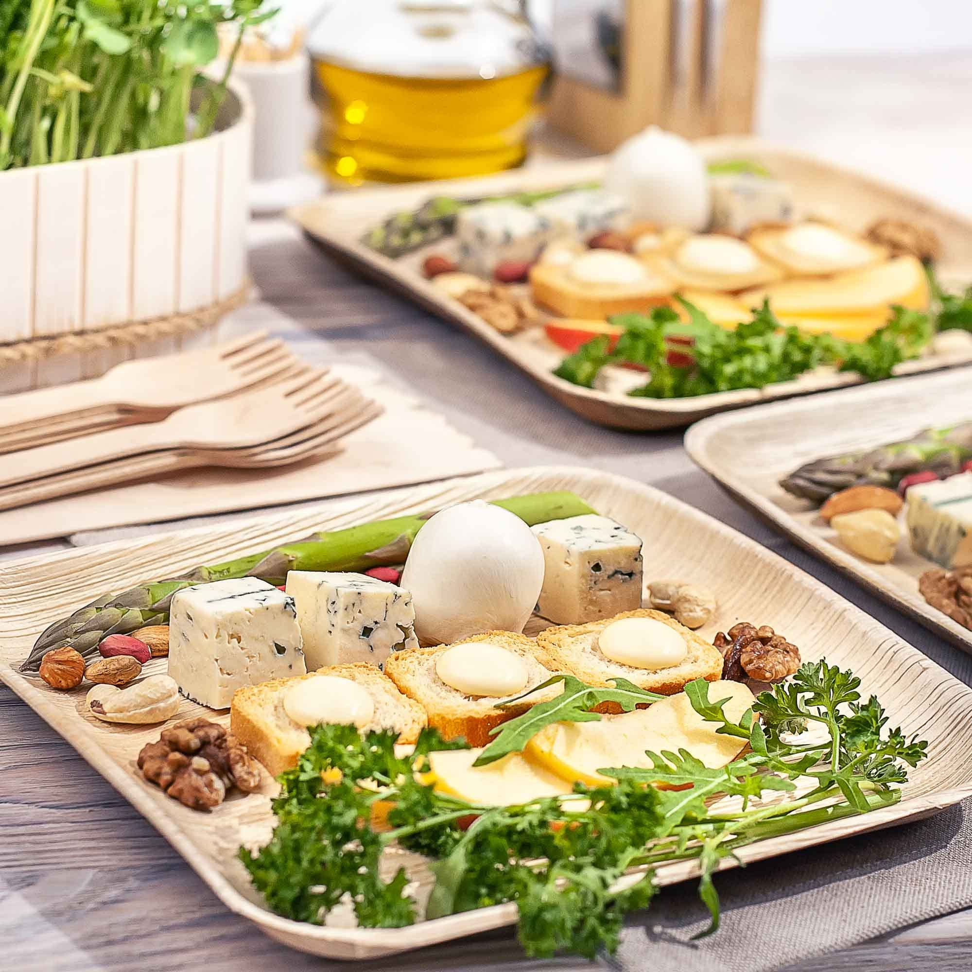 ECODECO 10 Inch Square Palm Leaf Compostable Plates - 50 Pack Eco-Friendly Disposable Dinnerware Set with Cutlery, Biodegradable Like Bamboo Plates for Parties, Picnics & Sustainable Events