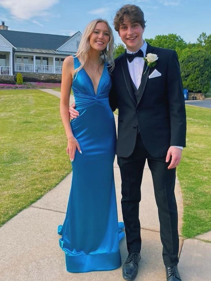 Elegant Blue Satin Mermaid Prom Dress for Women - Formal Evening Gown with Rhinestones for Homecoming, Quinceañera & Special Occasions | Style J5758