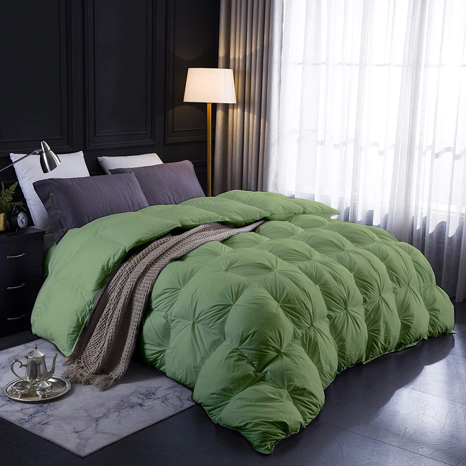 Luxury 500 GSM Pinch Pleated Comforter Set with 2 Pillowcases - Oversized Queen Cotton Bedding in Moss Green | Elegant Pin Tuck Design for Master Bedroom, Guest Room & Cozy Home Decor