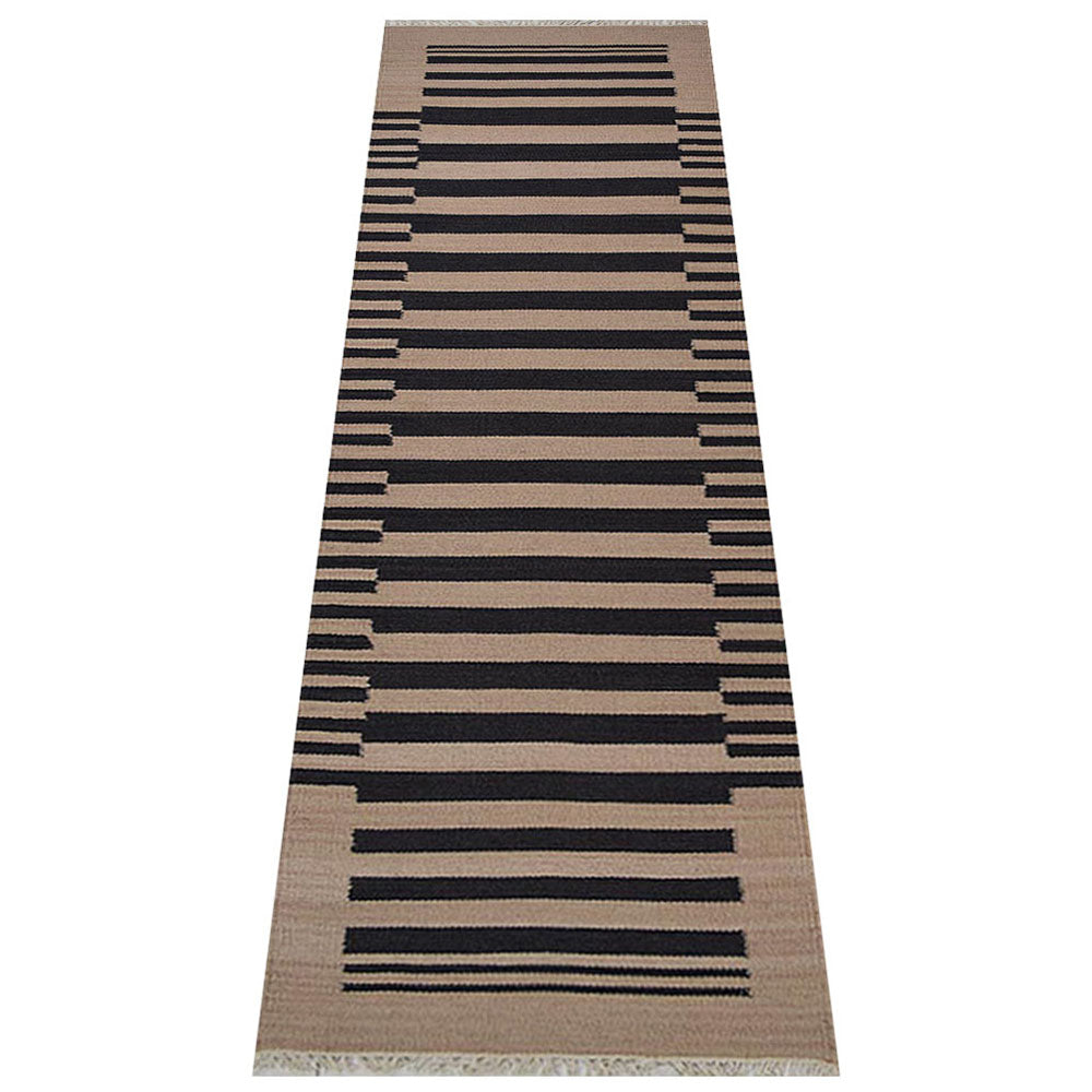 Hand Woven Bohemian Area Rug - Soft & Durable for Living Room, Bedroom, or Home Decor | Eco-Friendly & Stylish Floor Covering