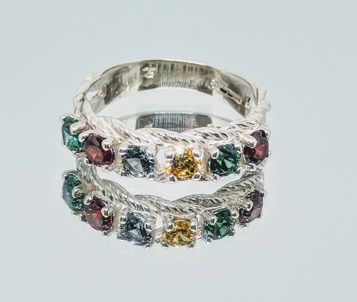 Custom Mothers Ring - Solid Sterling Silver or 14K Gold (White/Yellow/Rose) - 3 to 7 Stone Birthstone Jewelry - Personalized Engraving - Size 7 - Perfect Gift for Mom, Grandma, Birthday & Mother's Day