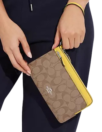 Coach Double Zip Wallet in Signature Canvas - Stylish & Durable Crossbody Wallet for Women - Perfect for Travel, Shopping & Everyday Use