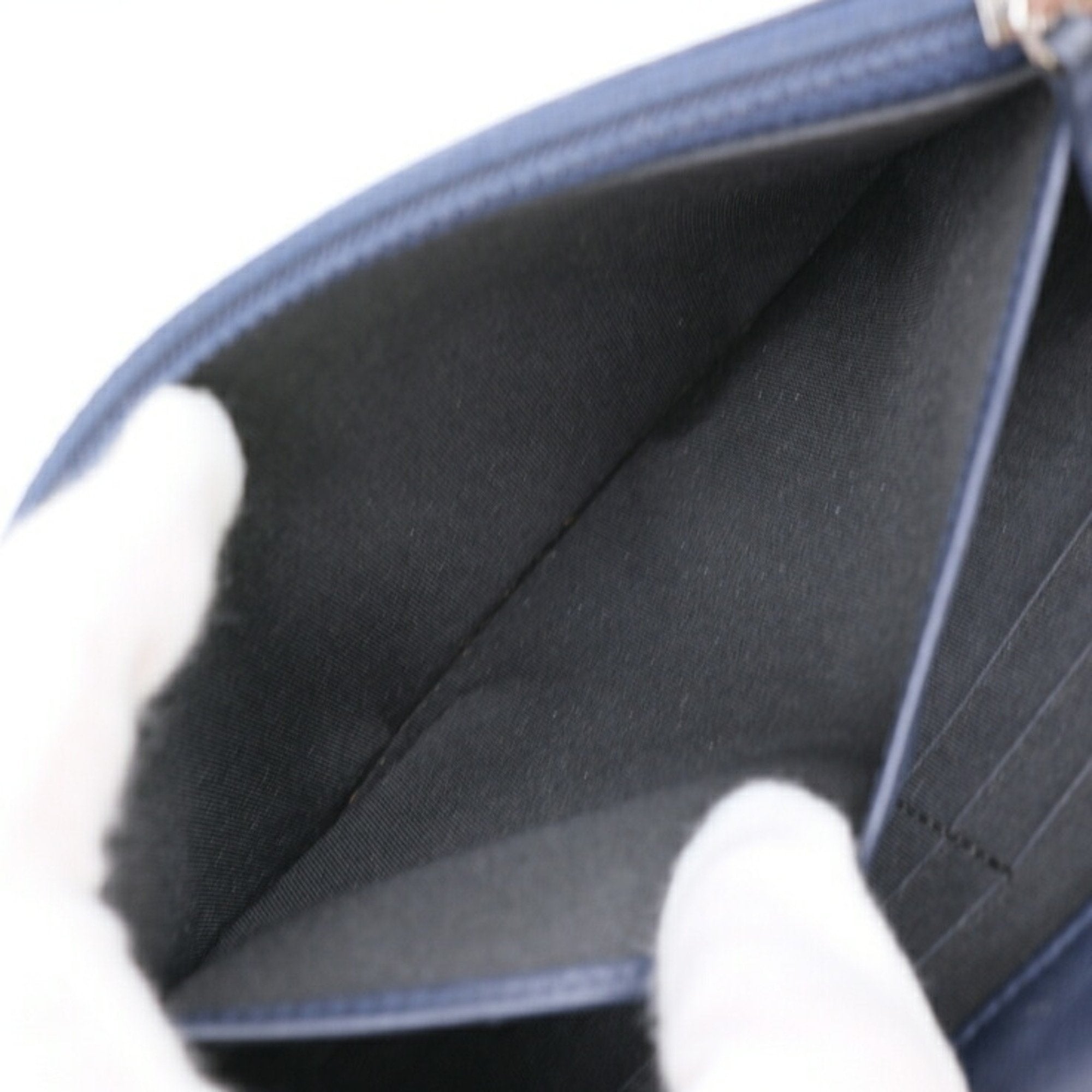 Quilted Leather Wallet on Chain for Boys - Classic Crossbody Bag for Teens, School, Travel & Everyday Use