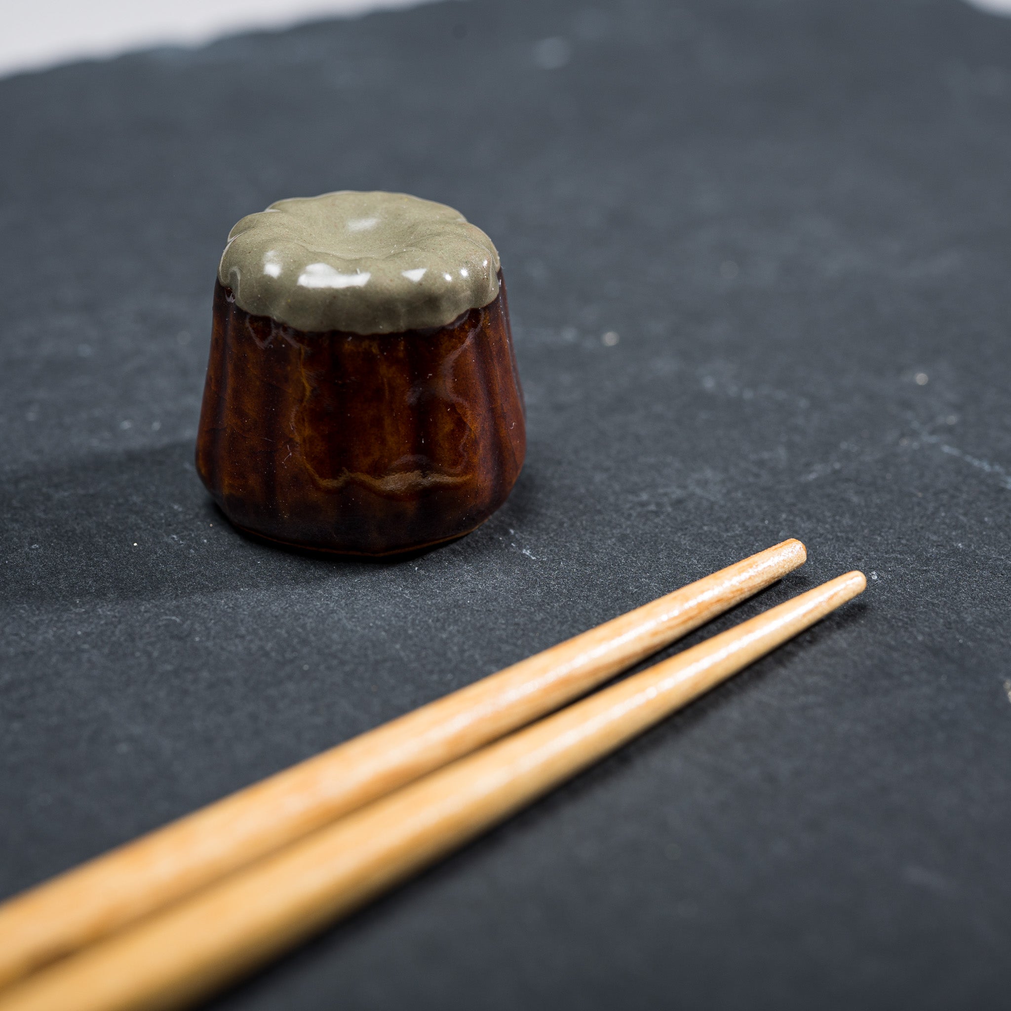 Premium Canelé Chopstick Rests - Set of 5 Elegant Japanese Style Chopstick Holders for Sushi, Asian Dining & Home Decor