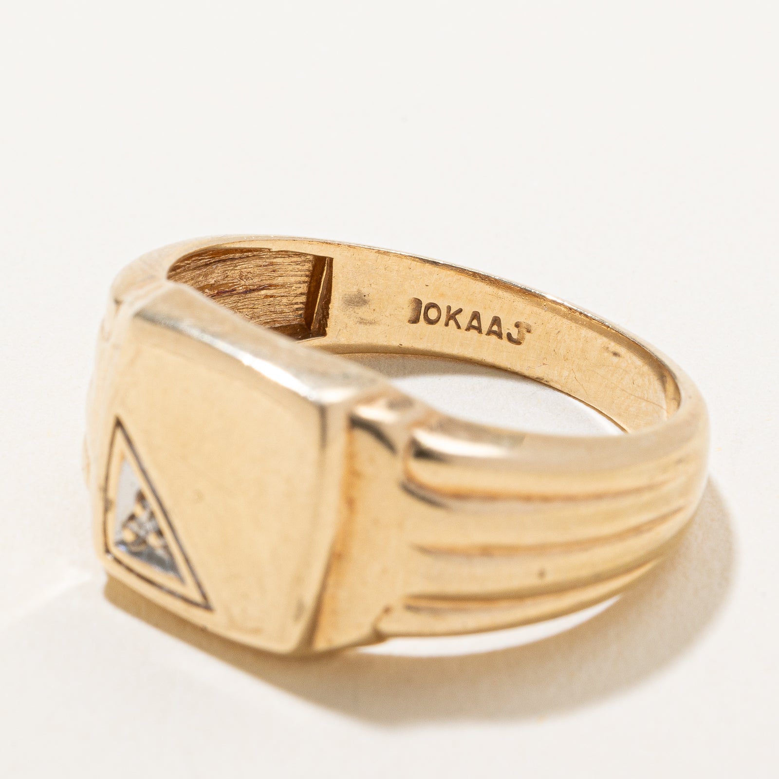 Elegant 0.002ct Diamond Corner Signet Ring - Size 11.25 - Perfect for Men's Wedding Bands, Anniversary Gifts & Everyday Luxury Jewelry