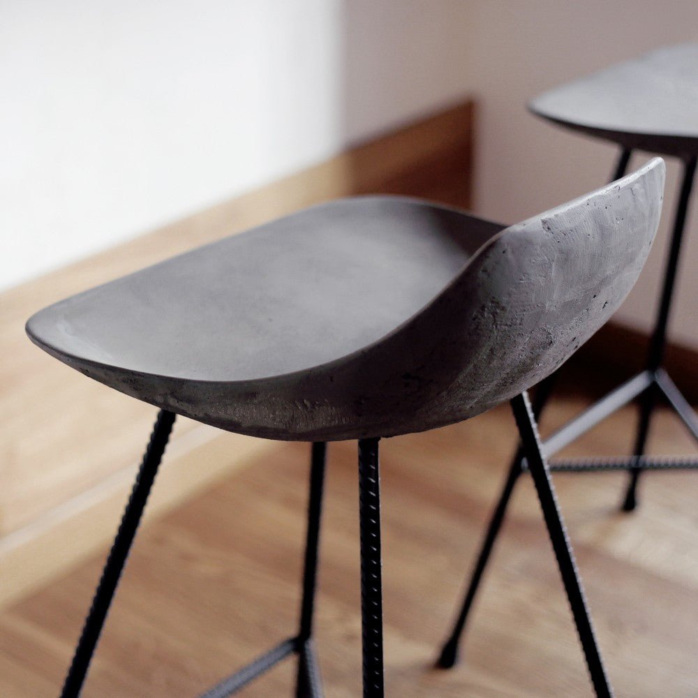 Hauteville 670 Counter Stool by Lyon Beton - Modern Bar Stool with Metal Frame & Comfortable Seat - Perfect for Kitchen Island, Breakfast Bar & Home Decor