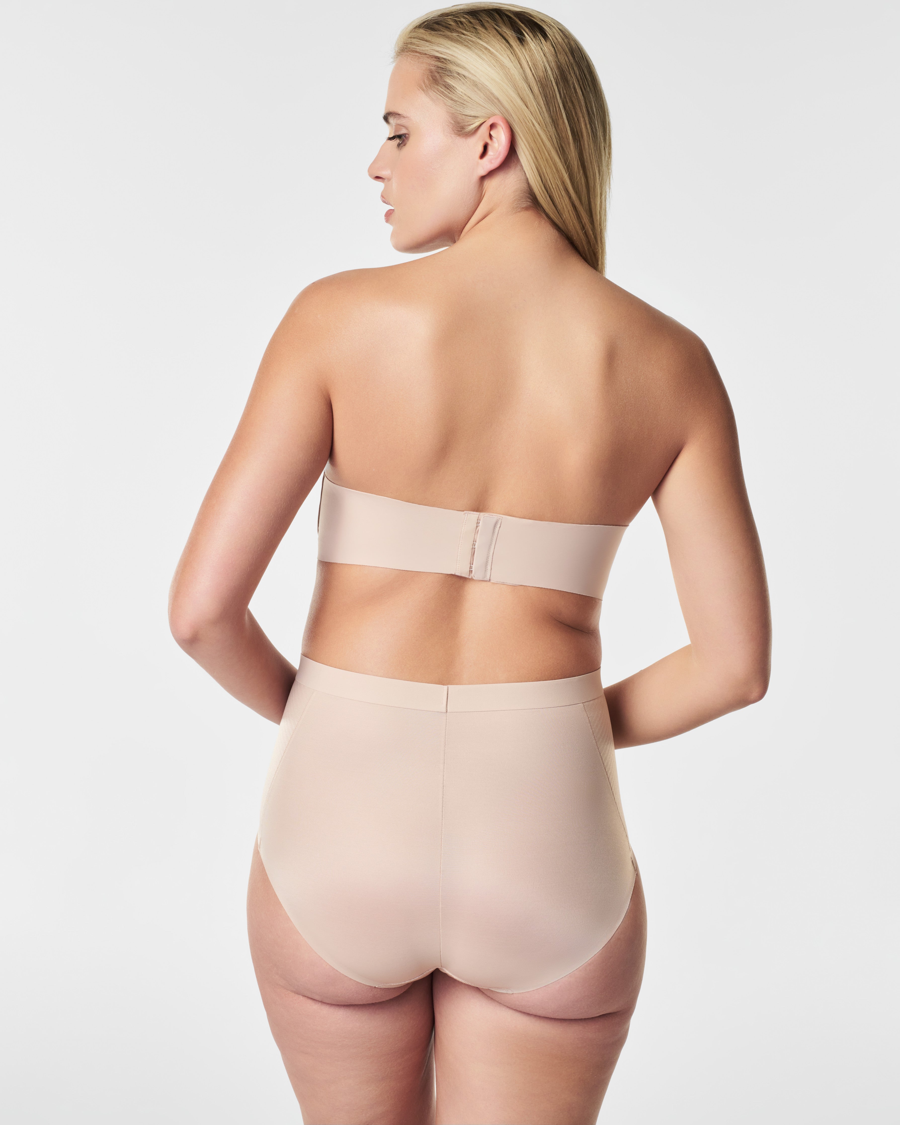 SPANX Smooth™ Strapless Bra - Seamless Lift & Comfort for Women | Perfect for Wedding Dresses, Evening Gowns & Formal Wear