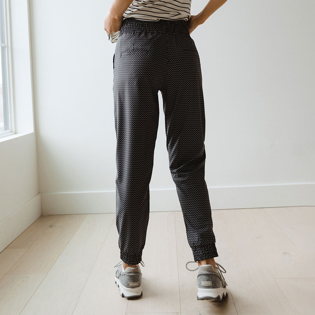 Dash Destination Joggers for Women - Comfortable High Waisted Running Pants with Pockets - Perfect for Yoga, Gym Workouts & Casual Wear