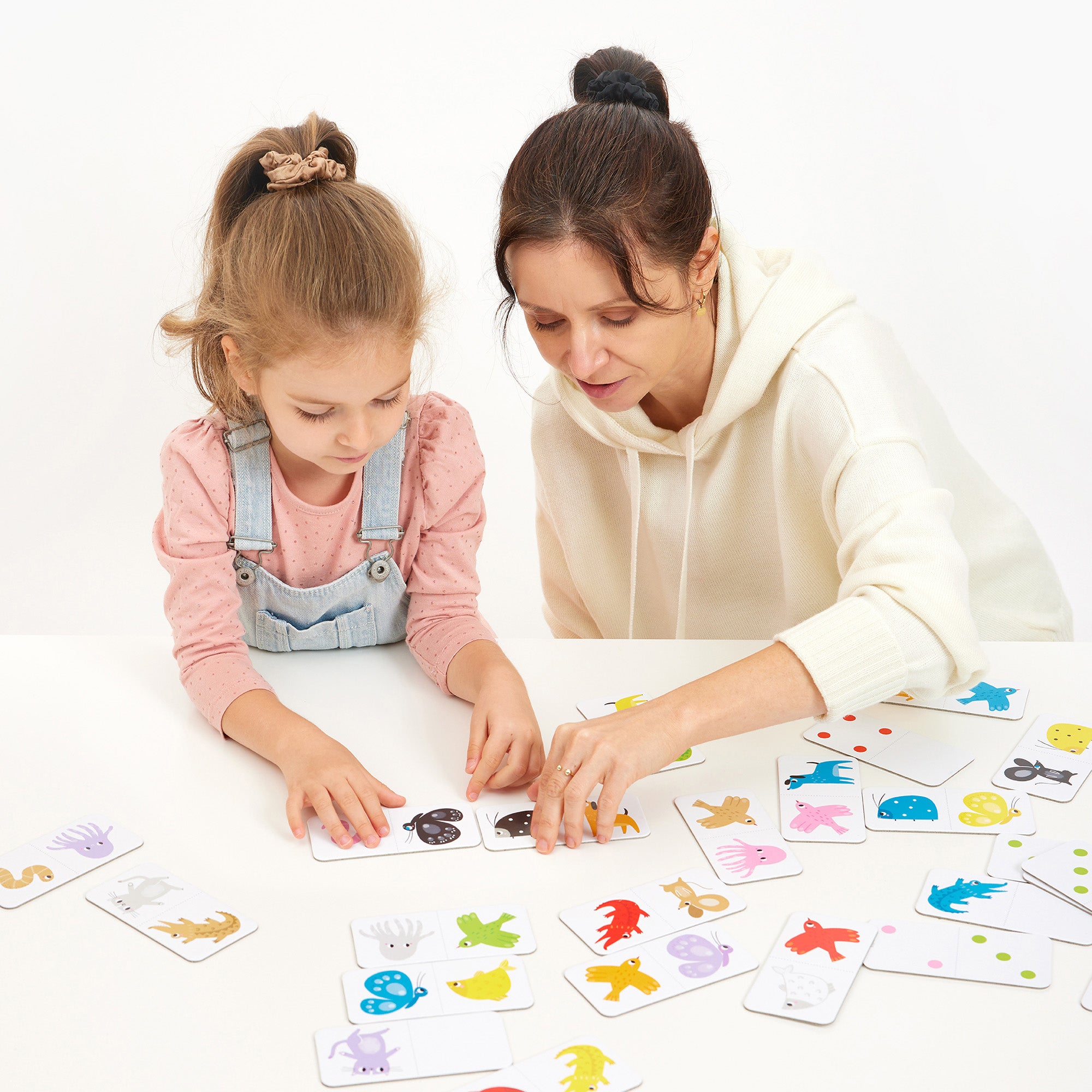 Banana Panda Let's Play Color Dominoes - Vibrant Animal Edition for Toddlers Age 2+ | Fun Learning Game for Preschool Education & Family Game Night
