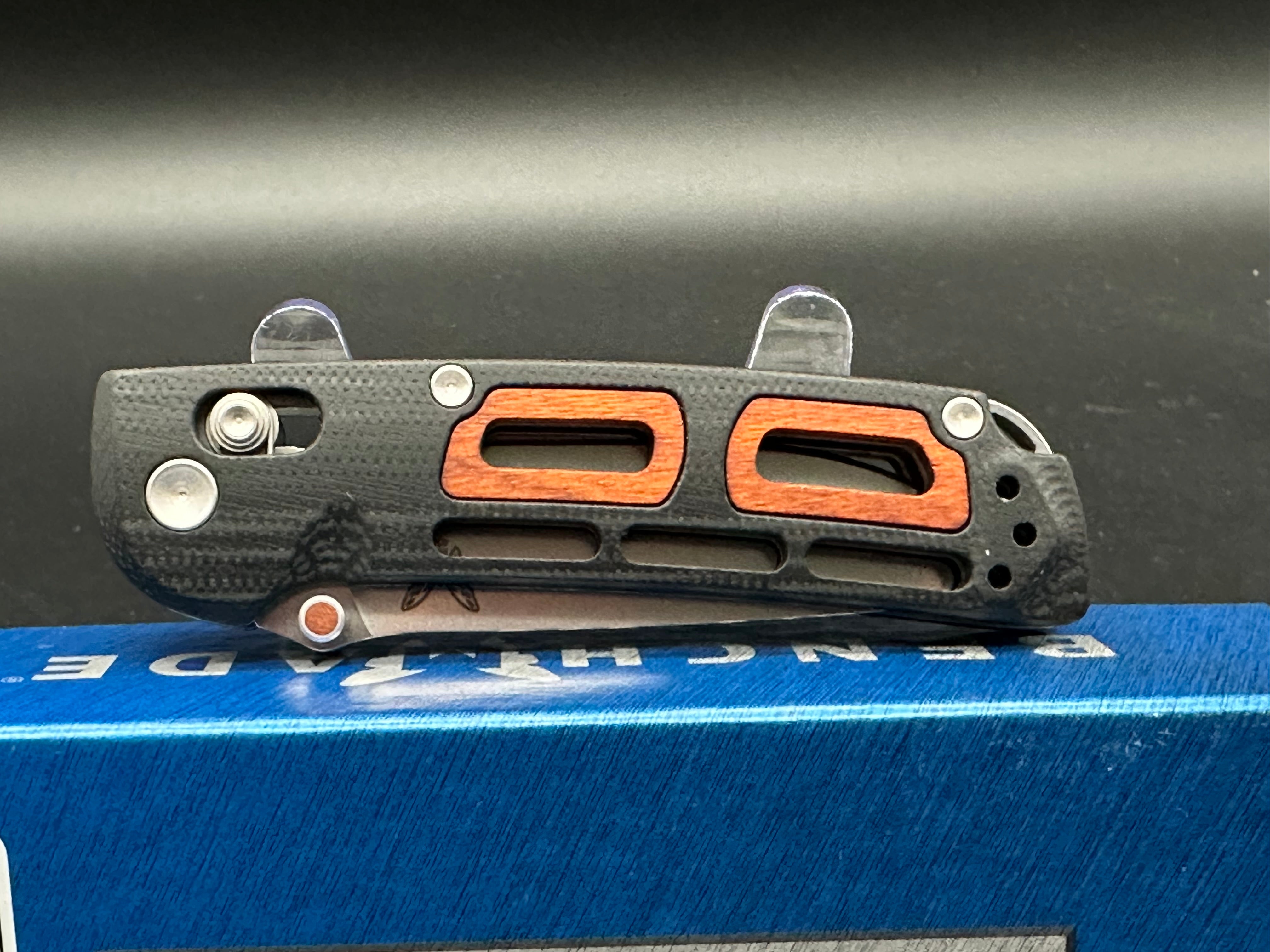 Benchmade Saibu Folding Knife - Premium EDC Pocket Knife for Outdoor, Camping & Everyday Carry | High-Quality Stainless Steel Blade with Ergonomic Grip