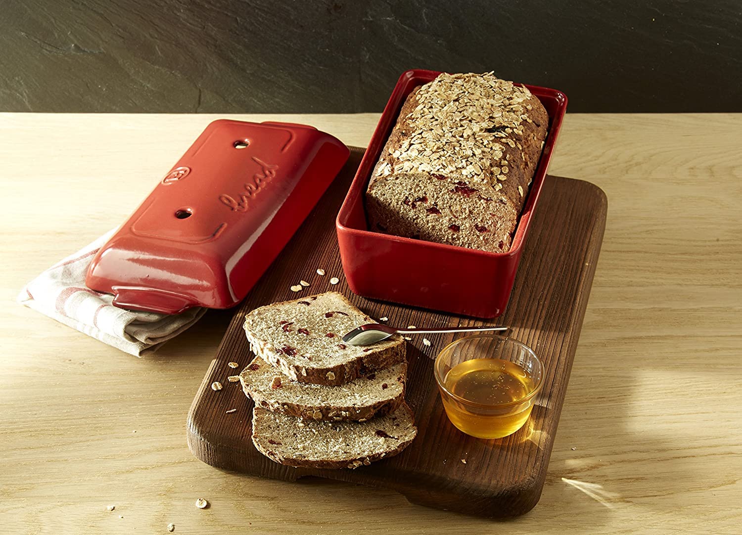 Emi Gold Bread Loaf Baker - Premium Stainless Steel Bread Pan with Non-Stick Coating, Perfect for Homemade Bread Baking (Burgundy) - Ideal for Kitchen, Baking Enthusiasts, and Gift Giving