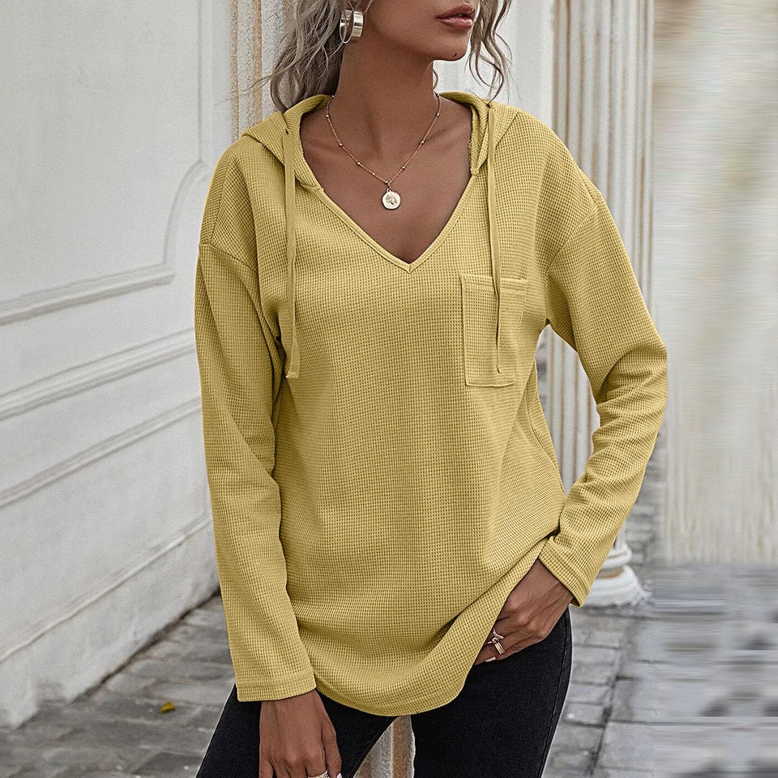 Women's High Low Hem Waffle Knit Tunic Sweatshirt with Pockets - Long Sleeve V-Neck Pullover Top with Drawstring - Casual Loungewear for Fall & Winter