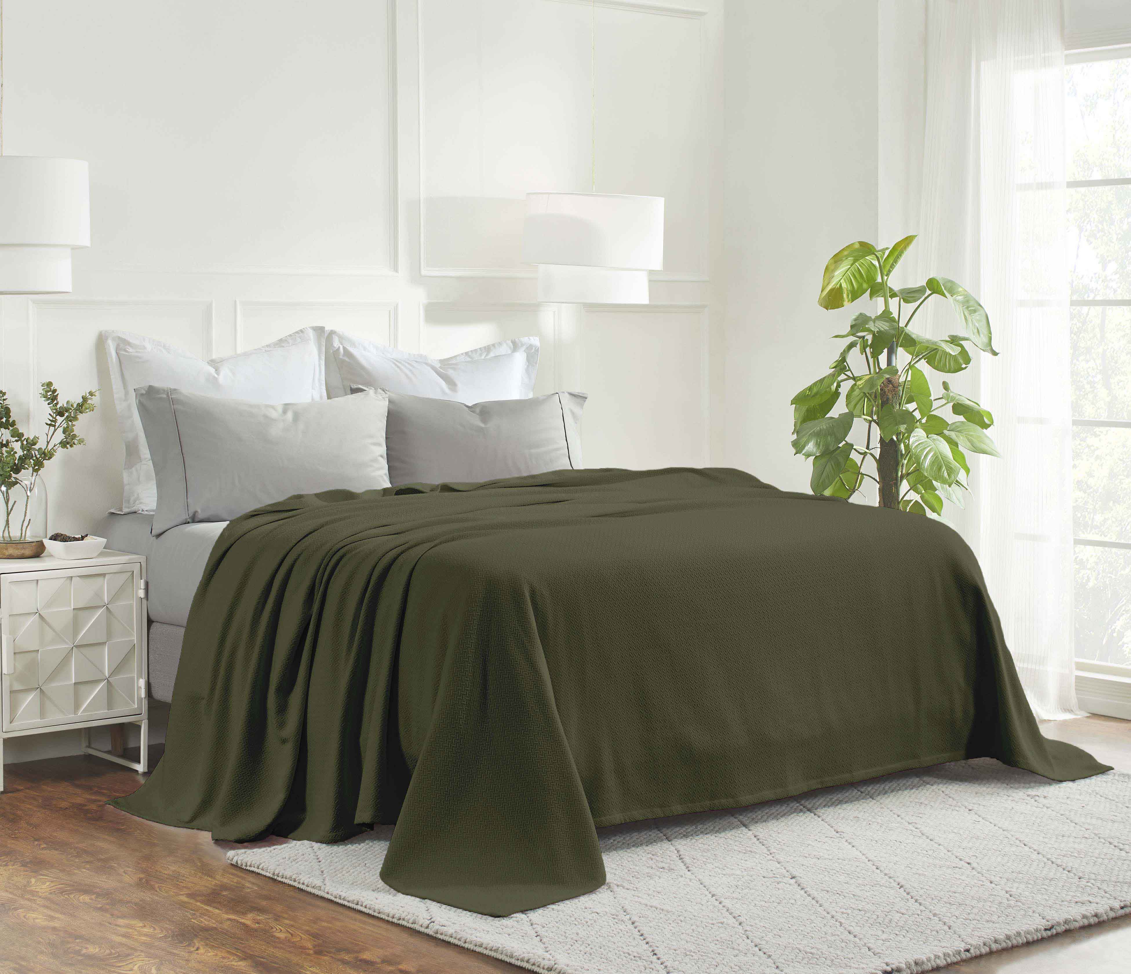 Premium Nobel Cotton Textured Chevron Lightweight Woven Blanket - Soft & Breathable Throw for Sofa, Bed, and Outdoor Picnics - Cozy Home Decor & Travel Companion