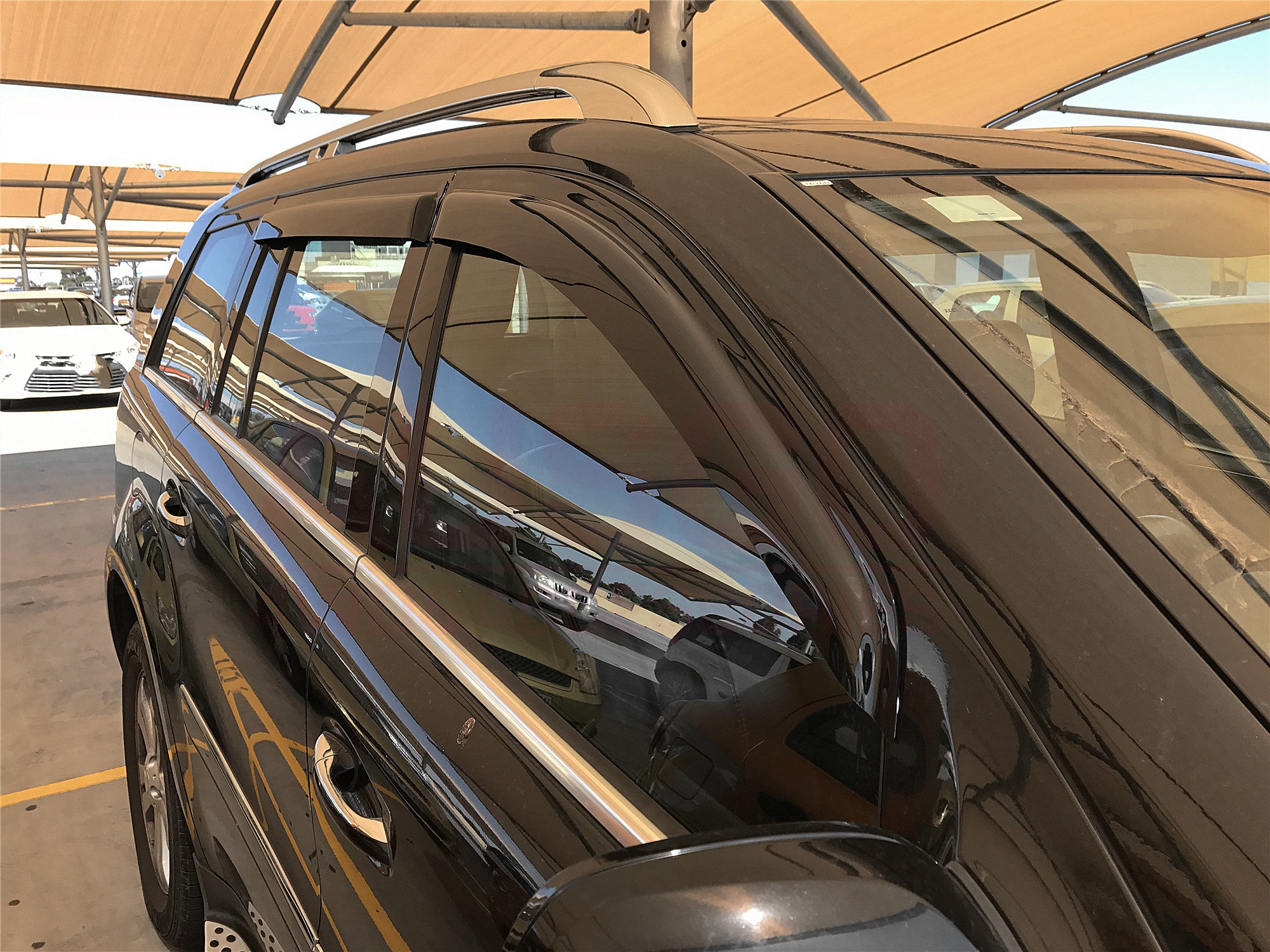 Weather Shields for Mercedes Benz GL Class X164 (2006-2012) - Wind & Rain Protection for SUV Side Windows - Perfect for Road Trips & All-Weather Driving