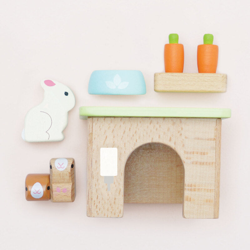 Daisylane Bunny & Guinea Pig Wooden Playset - Natural Wooden Pet Toy Set for Small Animals - Perfect for Hamsters, Rabbits & Guinea Pig Cages - Fun Interactive Playtime for Kids & Pets