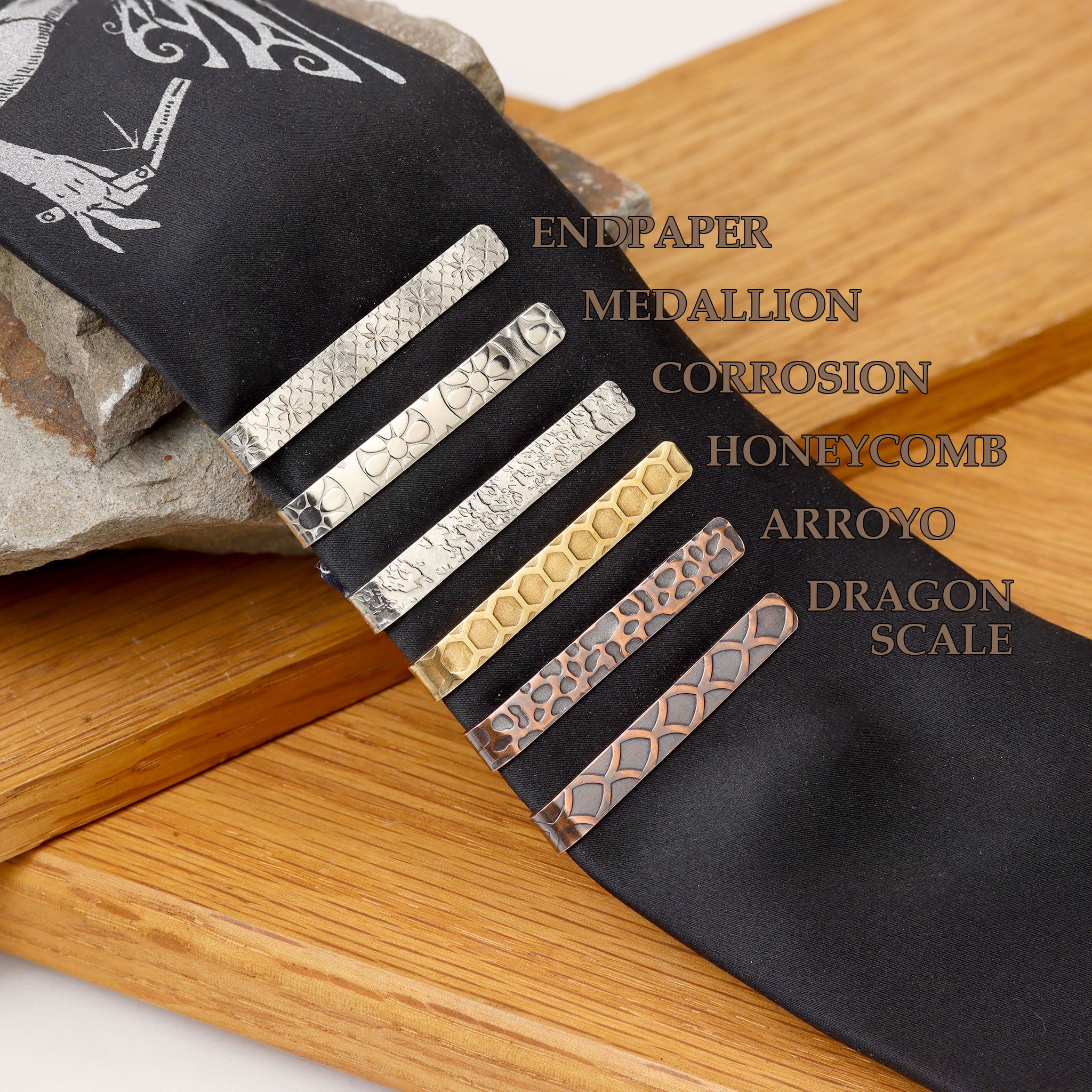 Stylish Men's Patterned Tie Bar Clip - Perfect for Formal Wear, Business Attire & Weddings