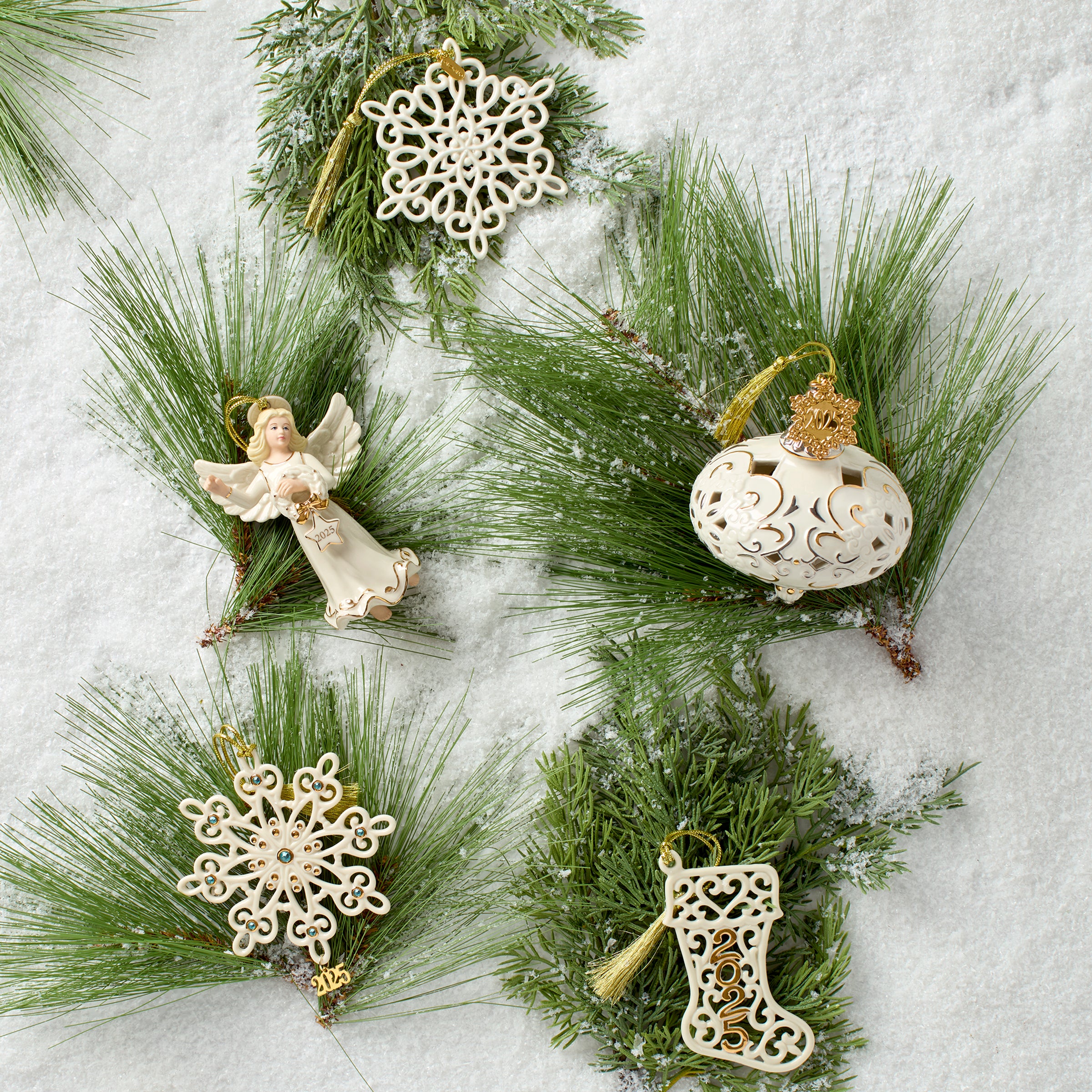 2025 Sparkling Gemstone Snowflake Christmas Ornament - Elegant Holiday Tree Decoration for Festive Home & Office Decor