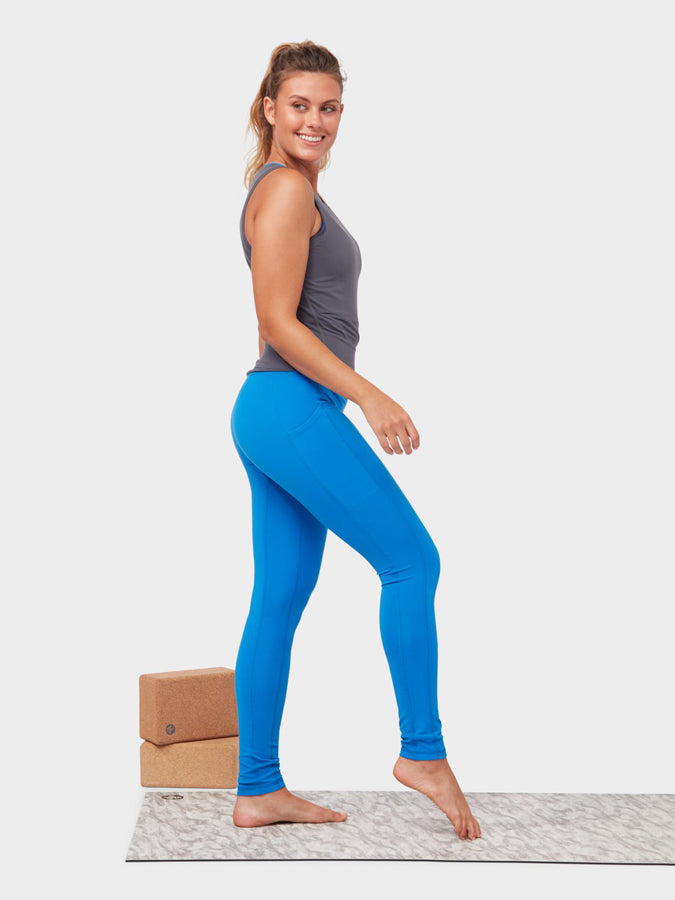 Manduka Renew High Rise Women's Yoga Leggings - Breathable Workout Pants for Pilates, Running & Gym - Premium Comfort & Performance Activewear