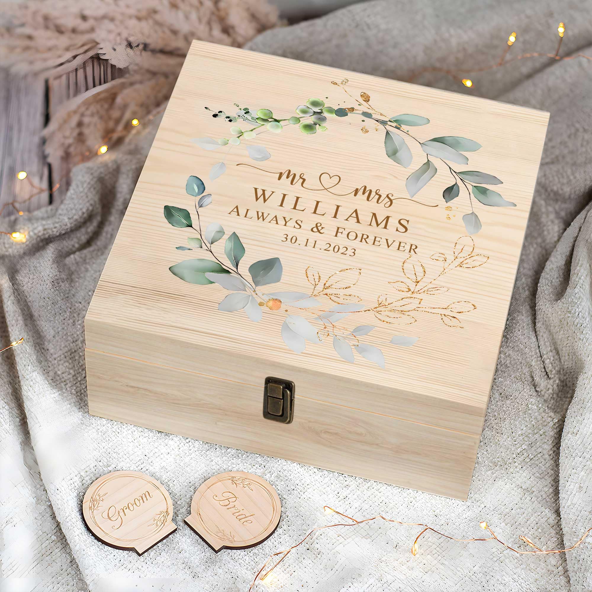 Personalized Wedding Keepsake Box for Couples - Romantic Gift for Anniversaries