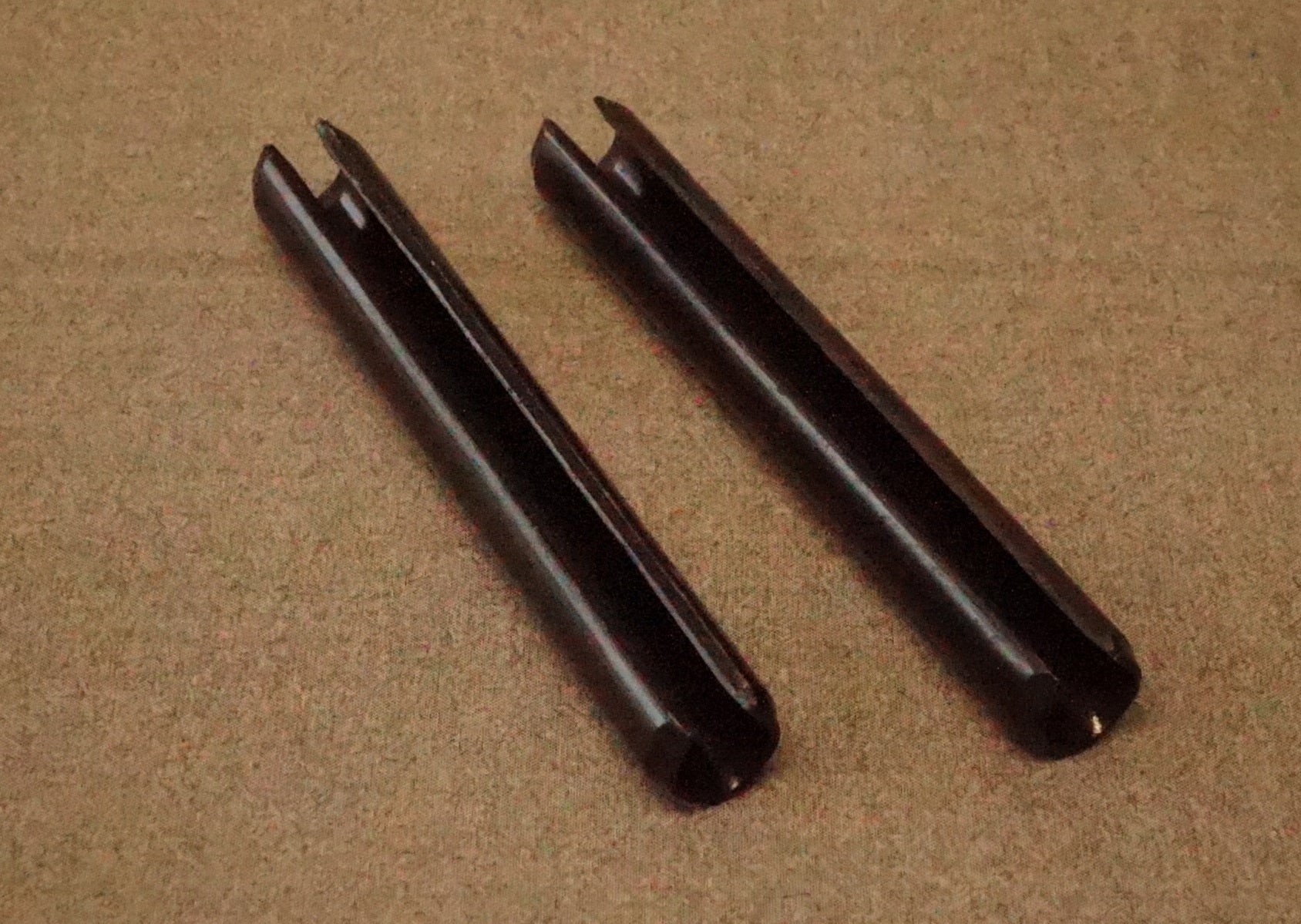 Ford Escort MK1 & MK2 Door Hinge Pin Set (2-Pack) - Replacement Part #2052 - Perfect for Classic Car Restoration & Door Repair