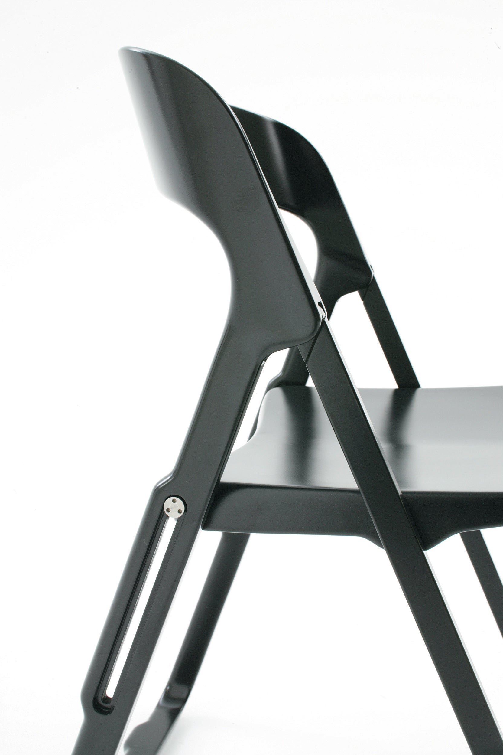 Casamania Bek Folding Chair - Lightweight Portable Indoor Outdoor Chair for Home, Camping, Picnics & Events