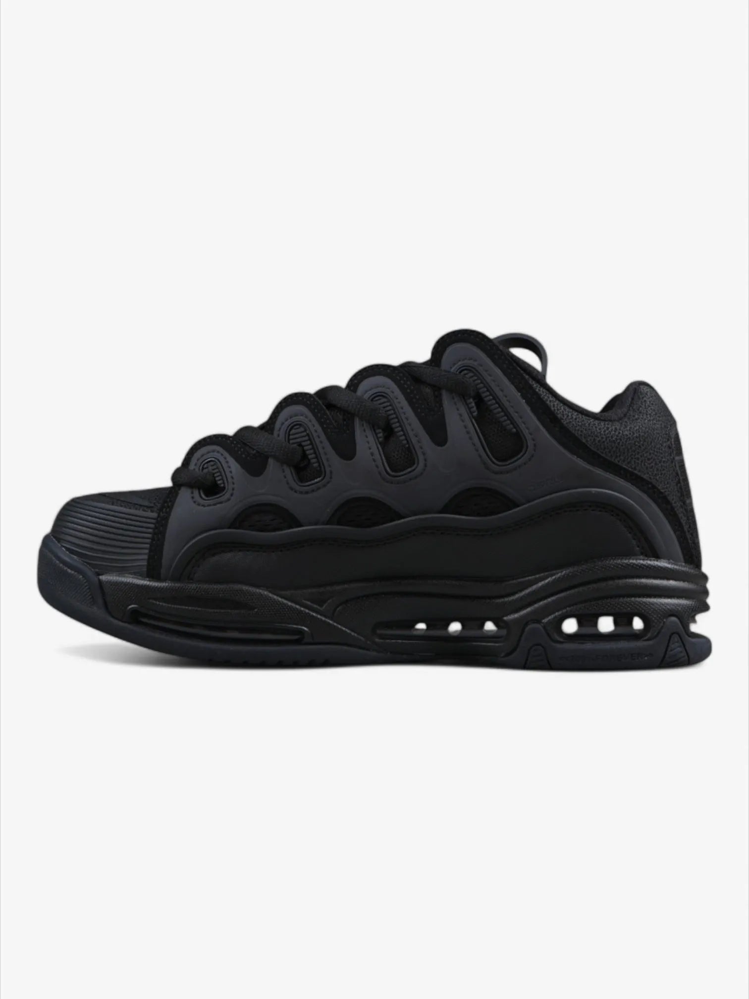 Osiris D3 2001 Black Skate Shoes - Men's Retro Skateboarding Sneakers for Street Style & Extreme Sports